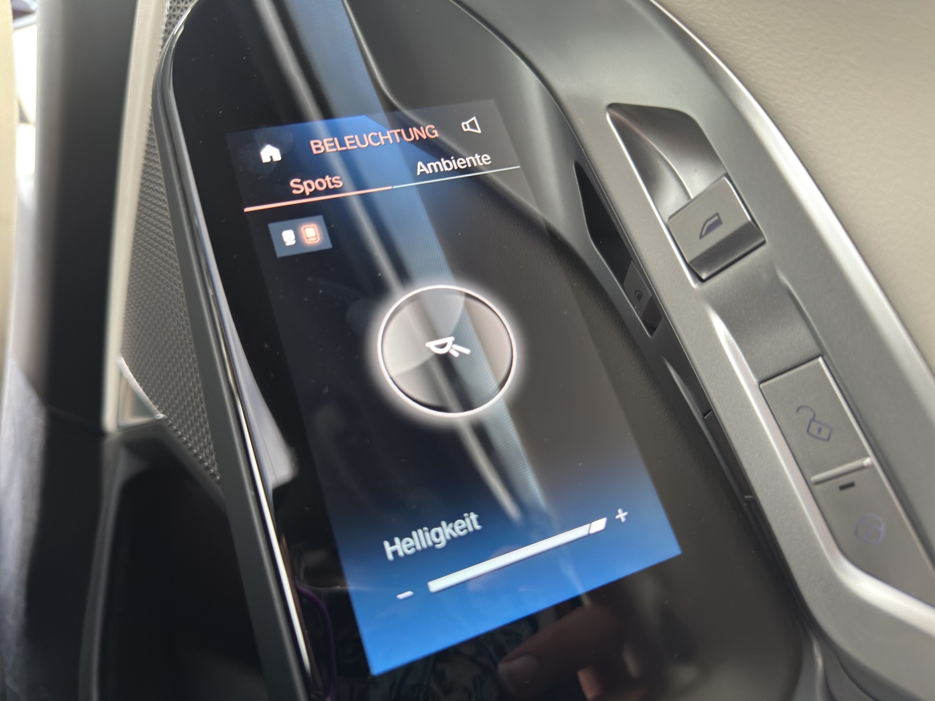 BMW 750e xDrive Steptronic-image-33