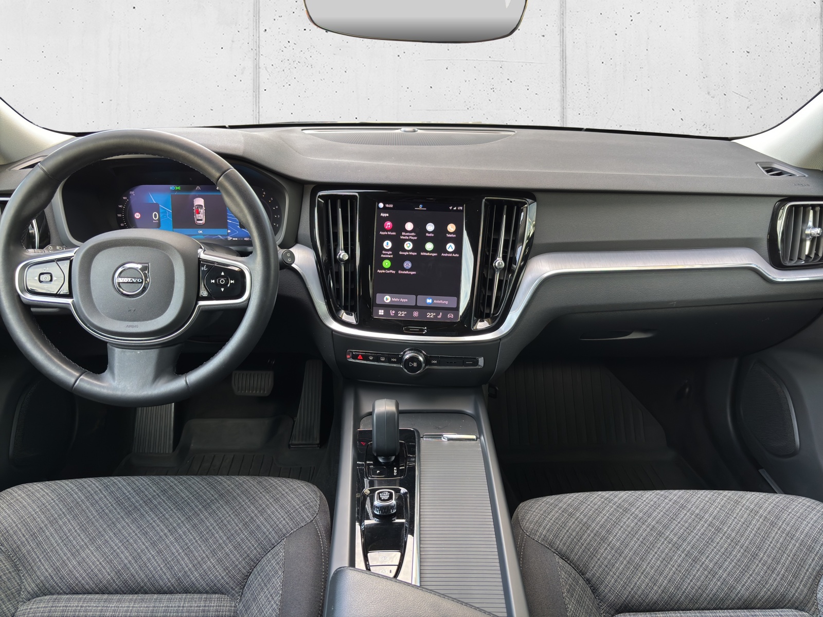 VOLVO V60 Cross Country B4 Mild Hybrid Core AWD Geartronic mit Standheizung & Winterräder-image-11
