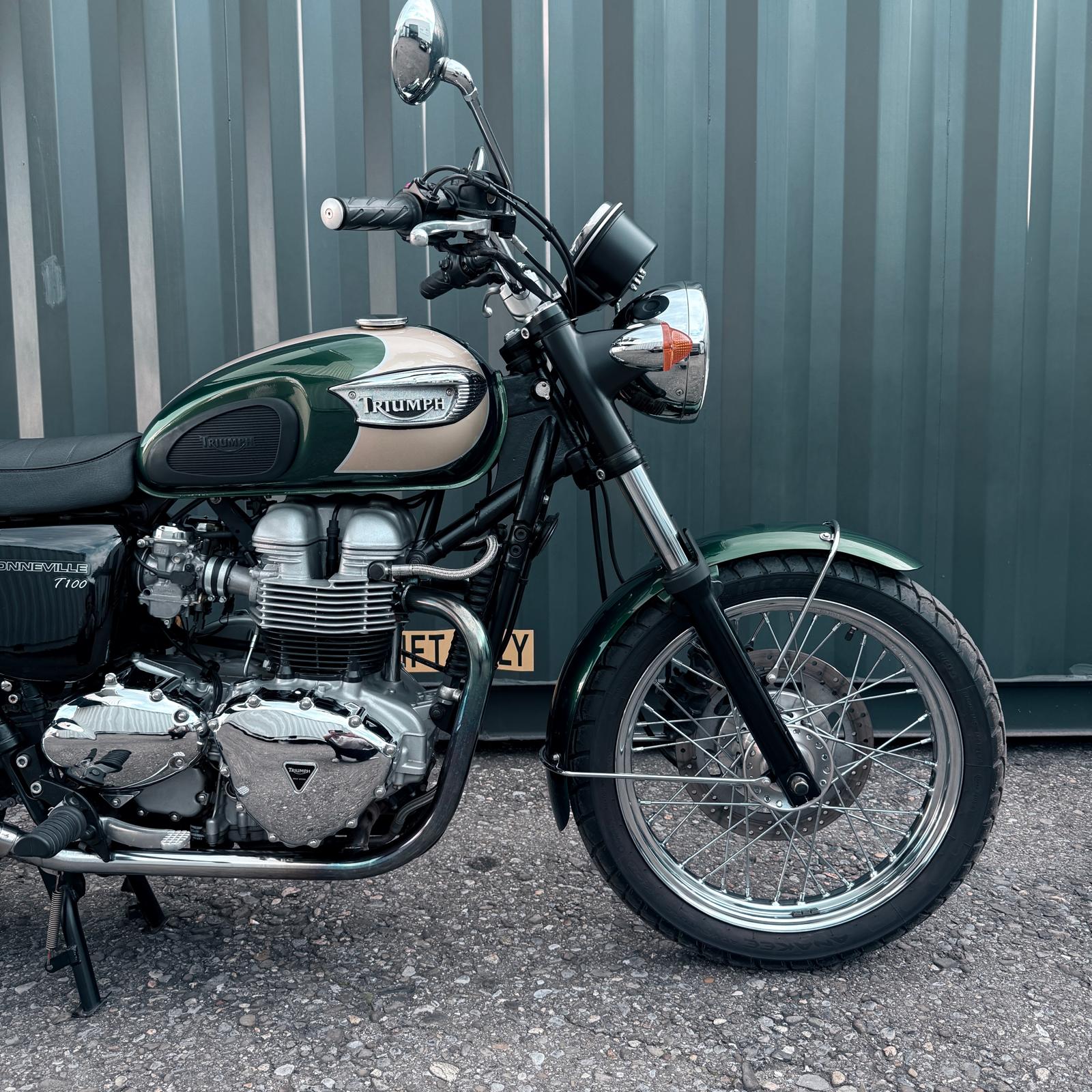 TRIUMPH Bonneville 800 T 100-image-8