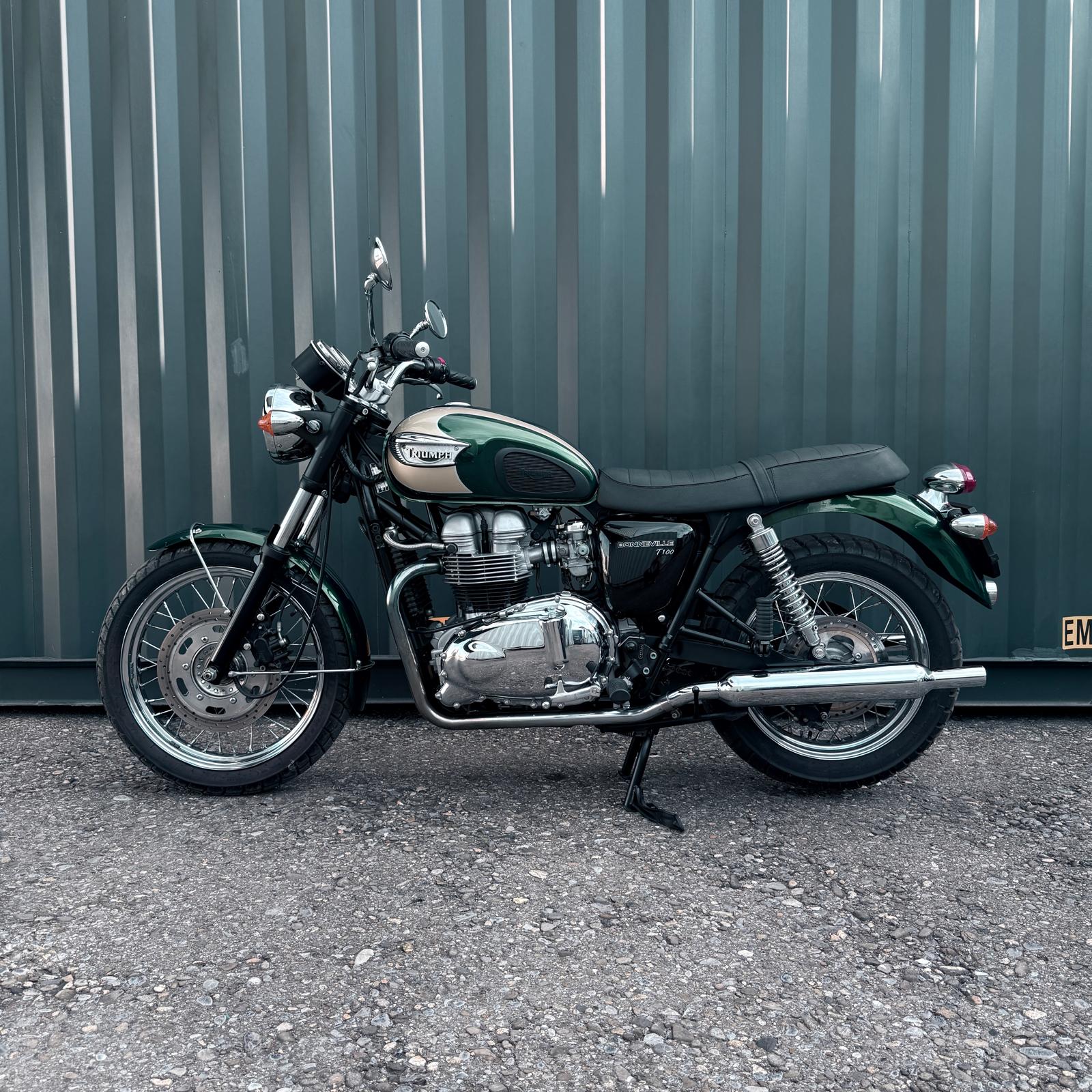 TRIUMPH Bonneville 800 T 100-image-0