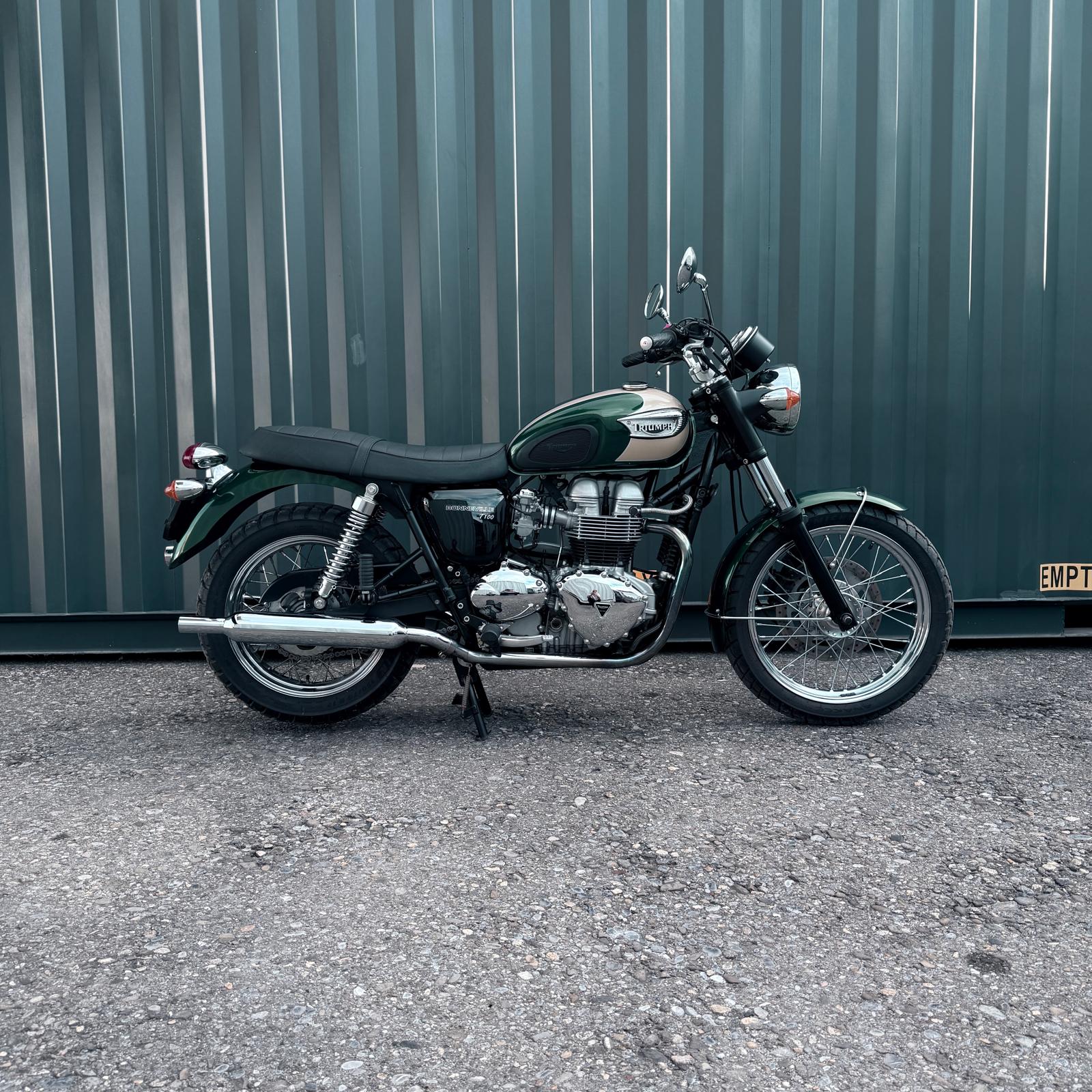 TRIUMPH Bonneville 800 T 100-image-2