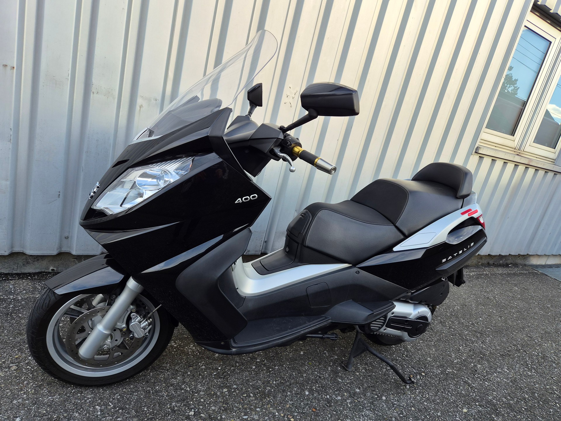 PEUGEOT Satelis 400 Premium-image-13