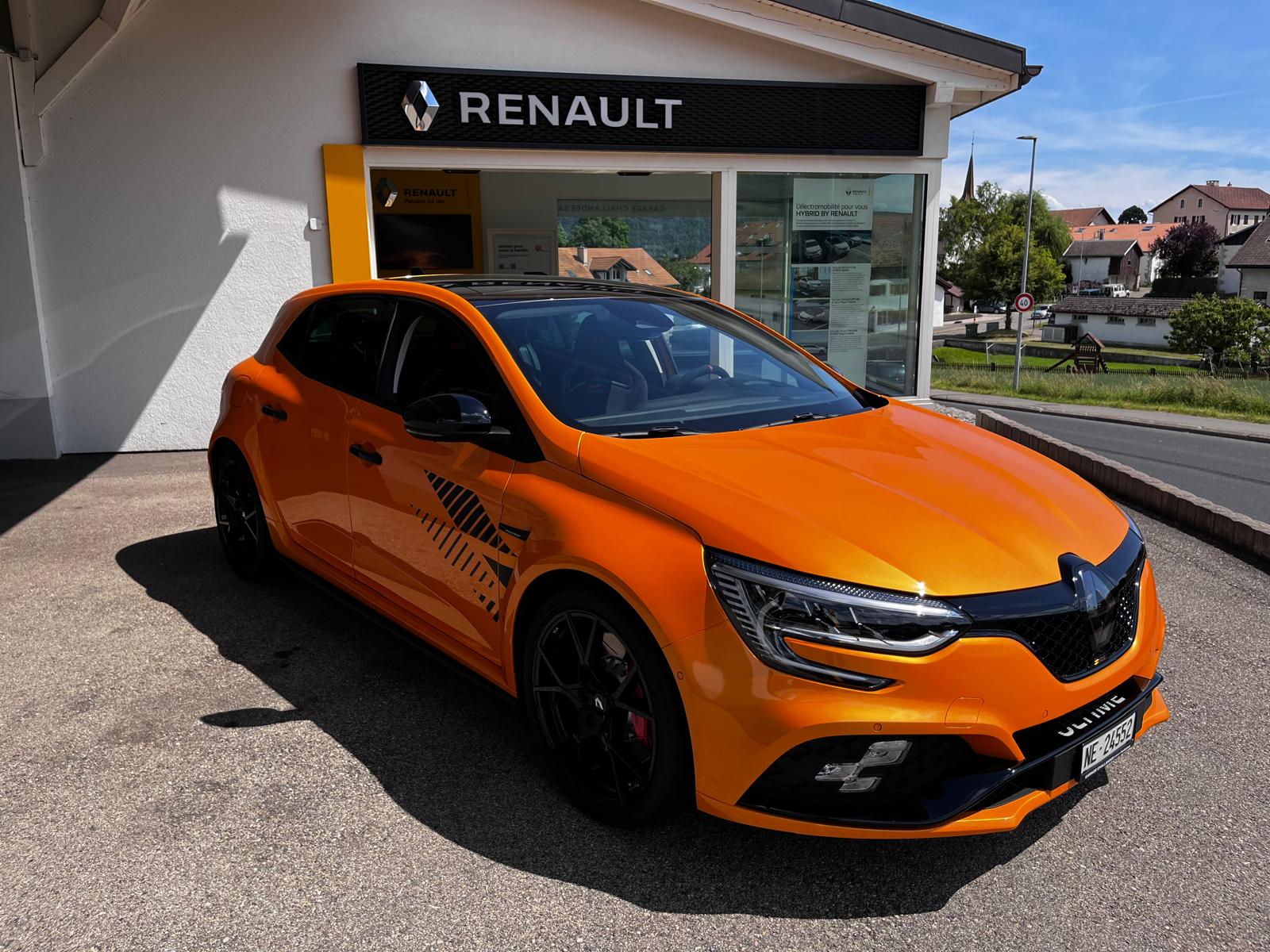 RENAULT Mégane R.S. Ultime 300 EDC-image-4