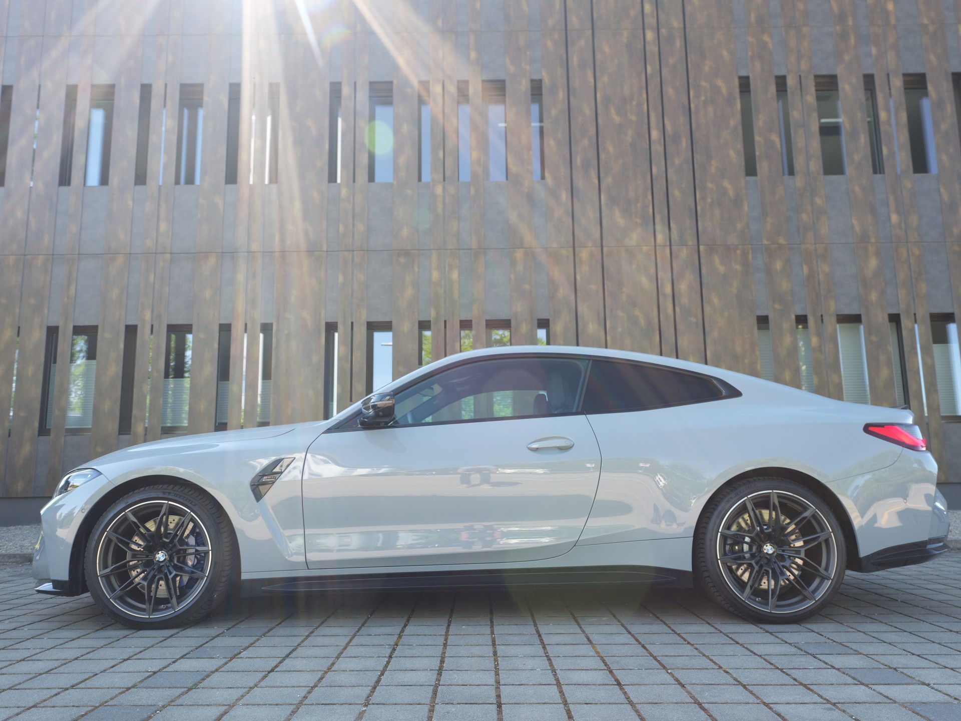 BMW M4 Coupé Competition M xDrive-showroom-element-3