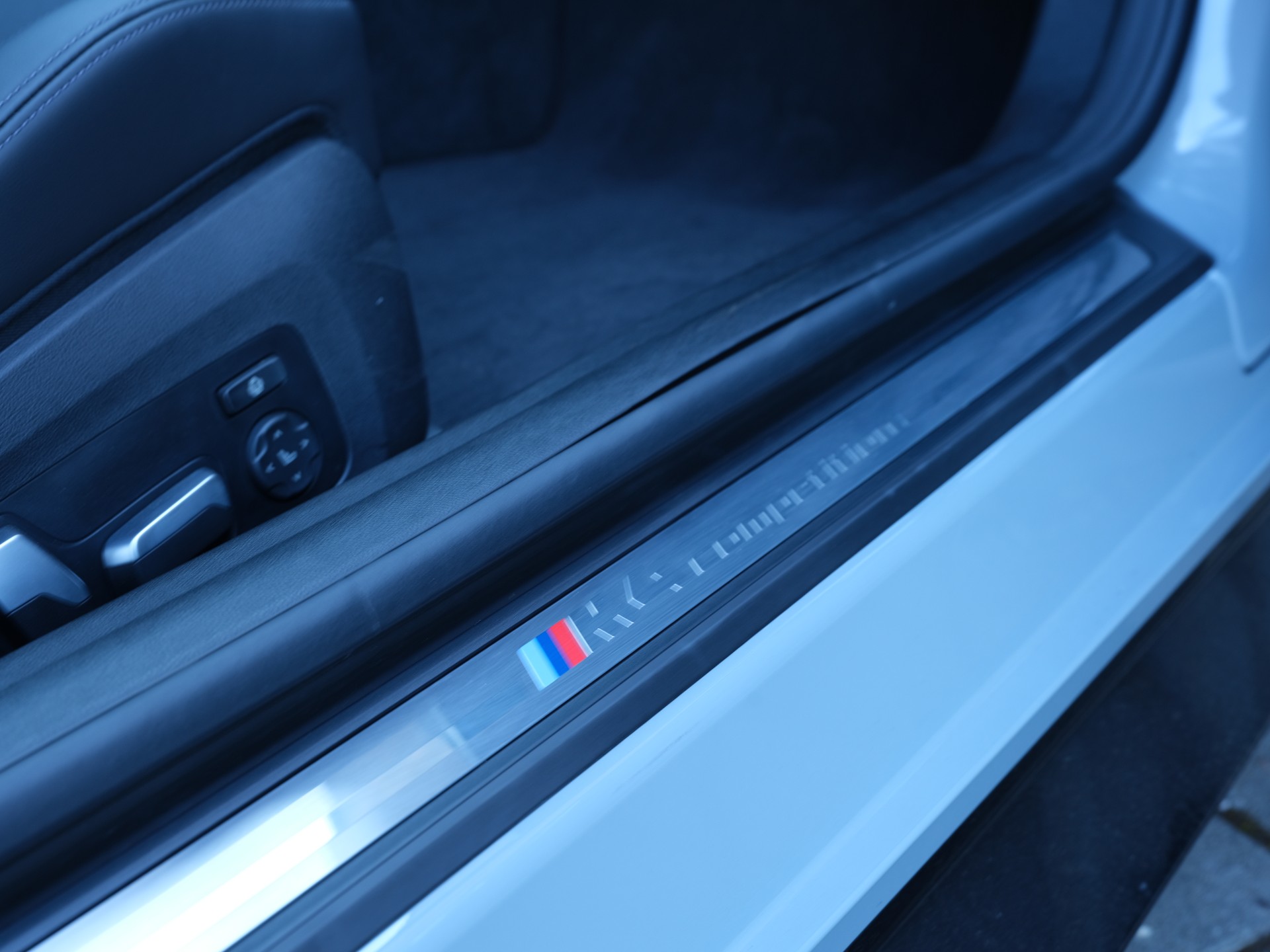BMW M4 Coupé Competition M xDrive-image-23