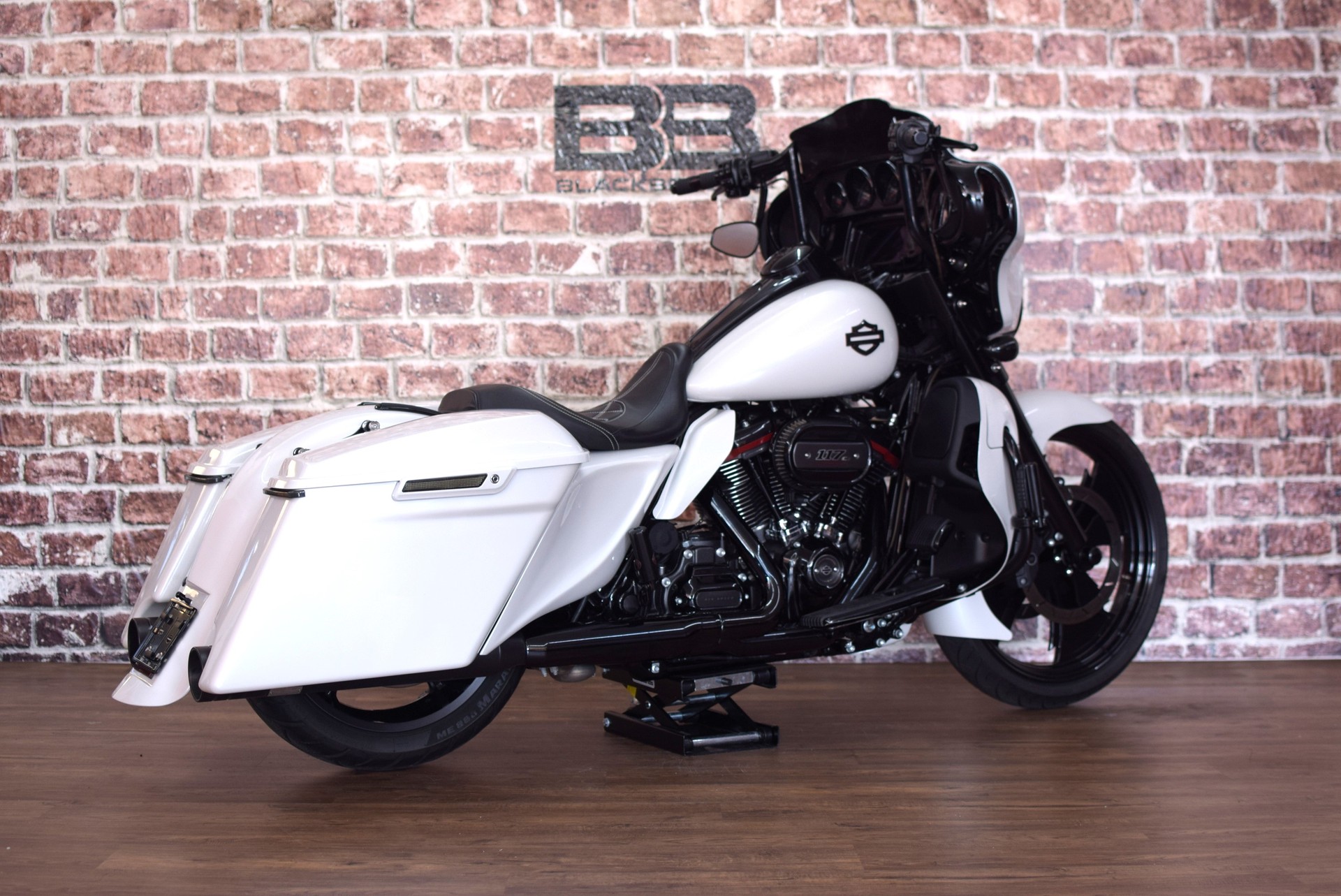 HARLEY-DAVIDSON FLHXSE Street Glide ABS CVO 117-image-3