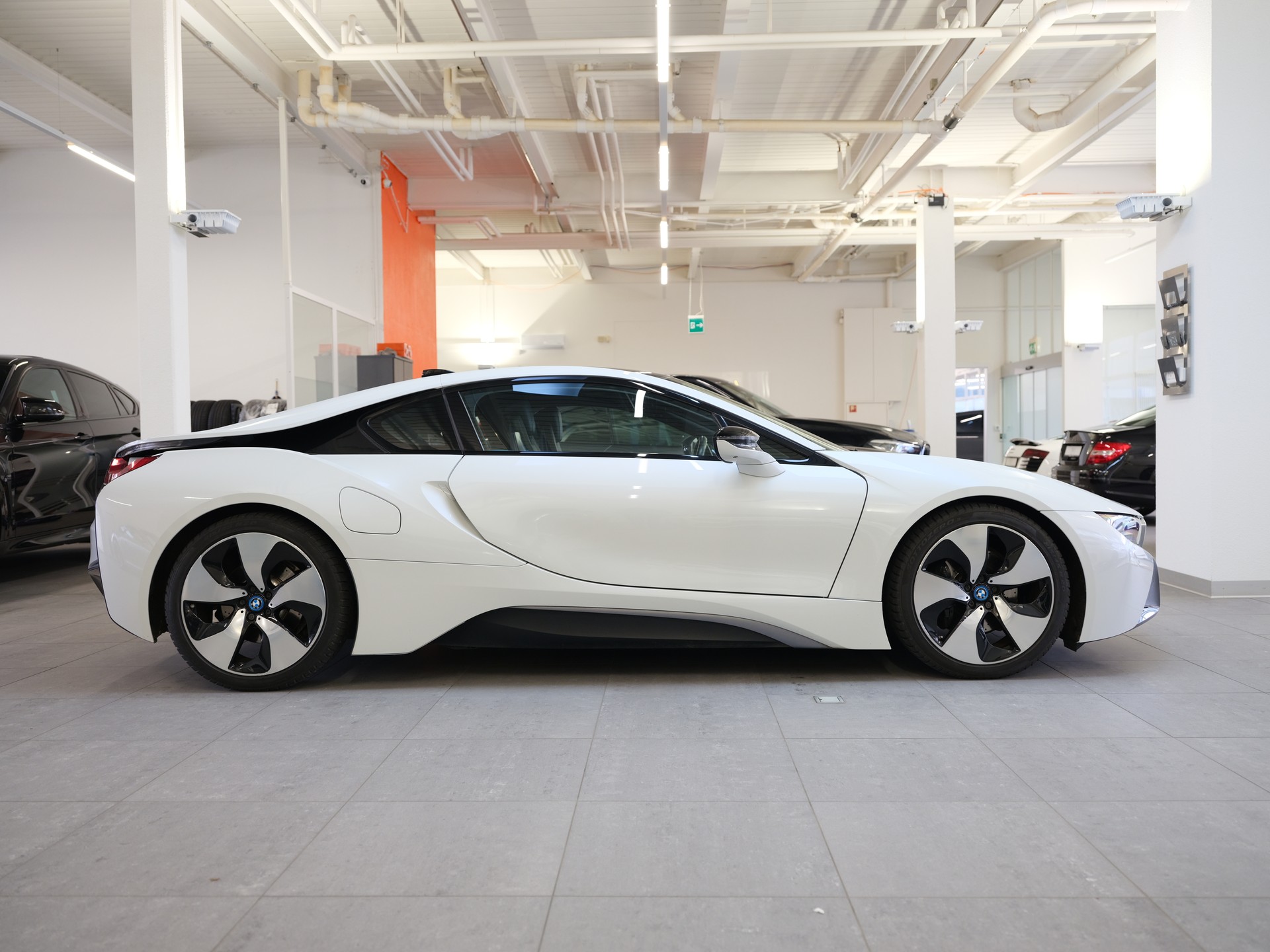 BMW i8 Coupé-image-6