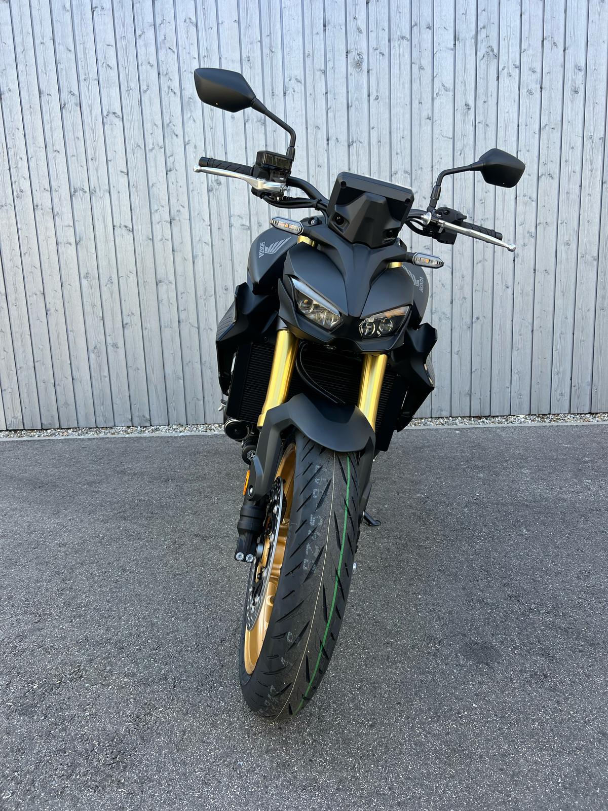 HONDA CB 1000 Hornet SP-image-3