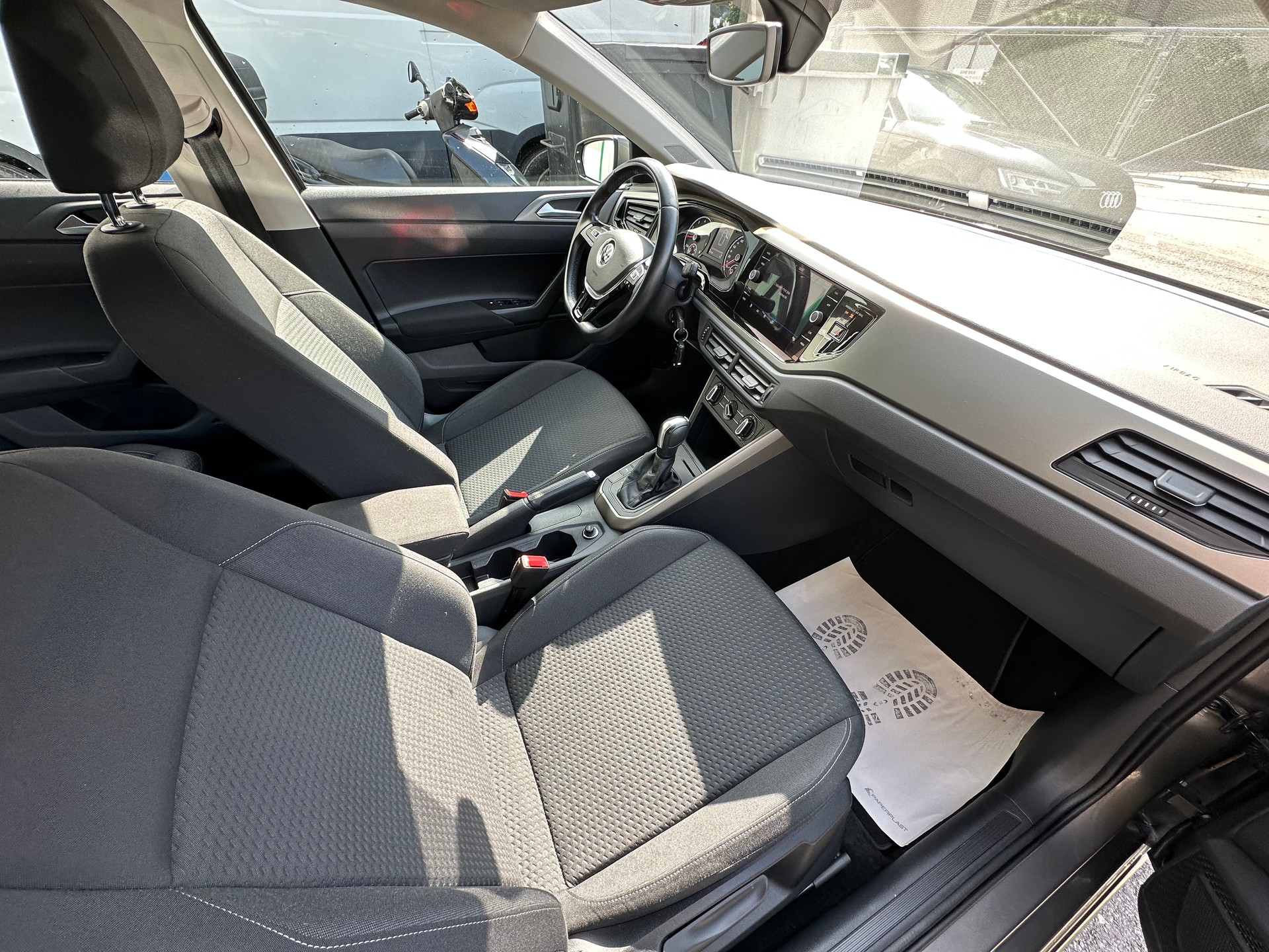 VW Polo 1.0 TSI BMT Comfortline DSG-image-10