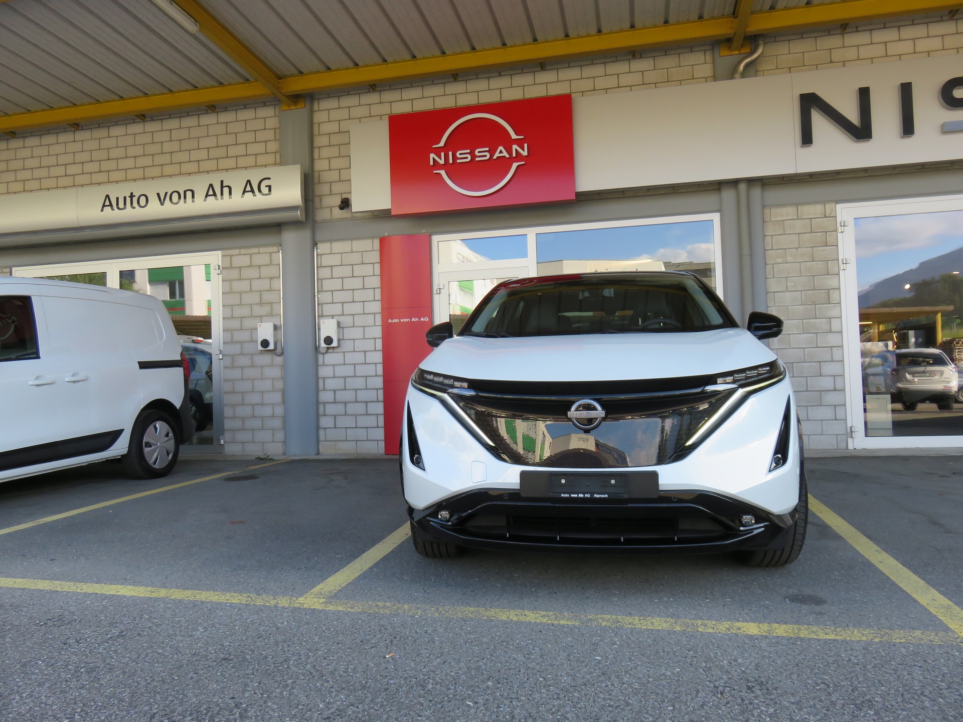 NISSAN Townstar EV45 kWh 22kW L1 N-Connecta-image-1