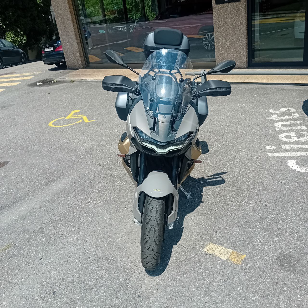 MOTO GUZZI V100 Mandello Aviazione Navale-image-1
