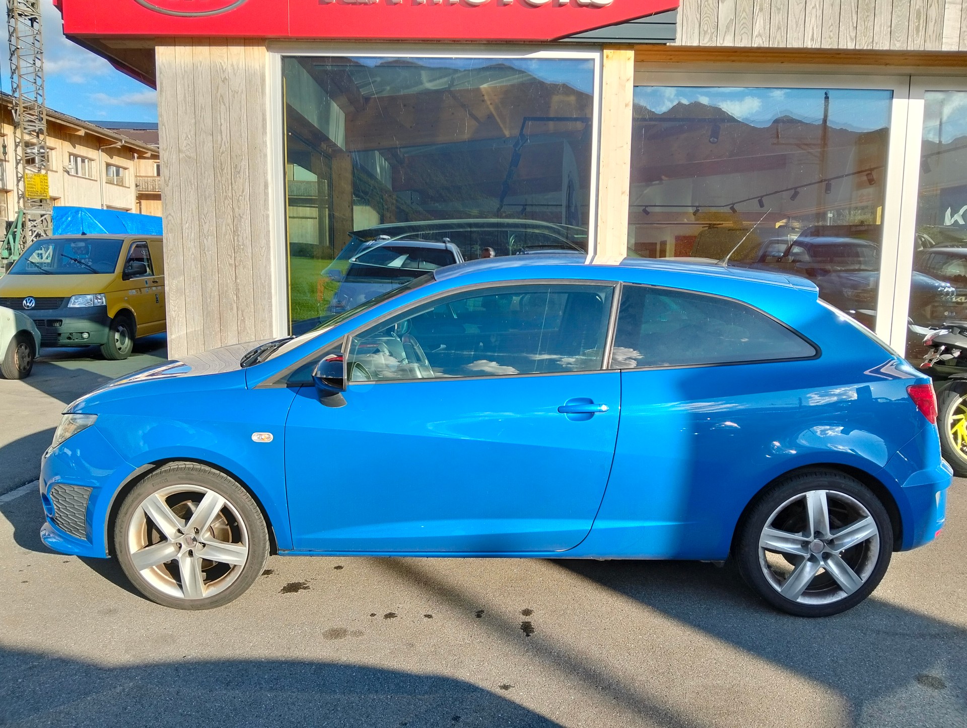 SEAT Ibiza SC 1.4 TSI Cupra DSG-image-5