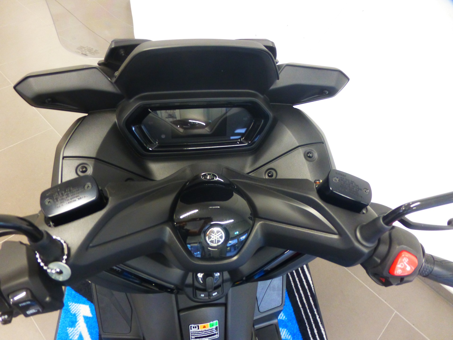 YAMAHA X-Max 300-image-8