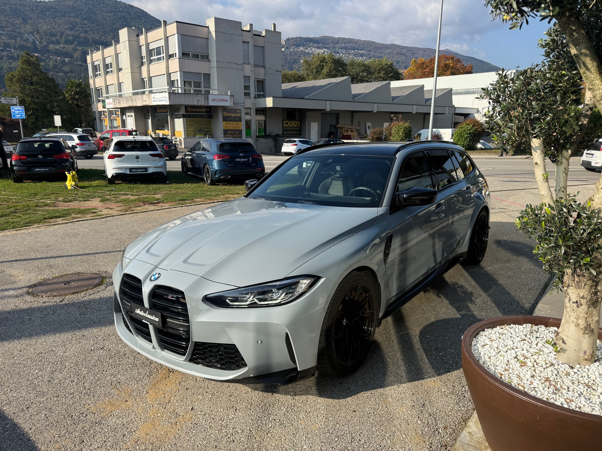 BMW M3 Touring xDrive Competition M-image-5