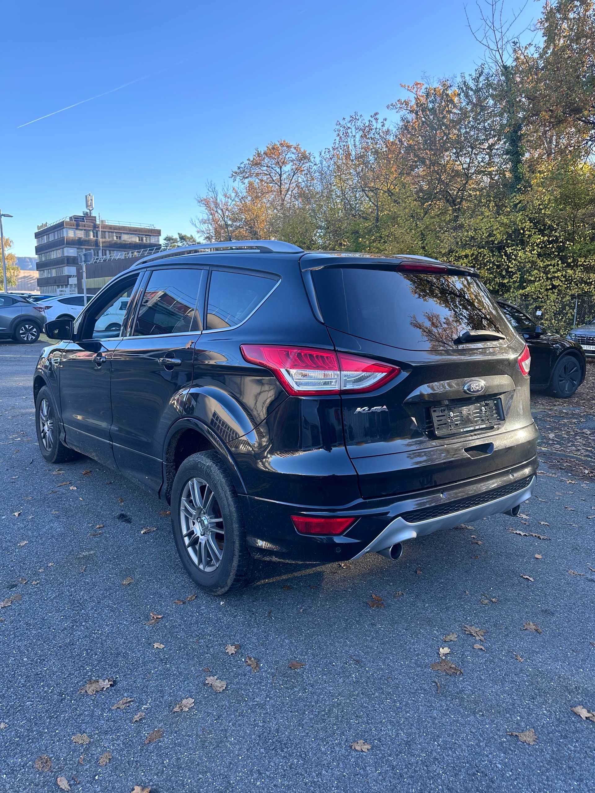 FORD Kuga 2.0 TDCi Titanium 4WD PowerShift-image-2