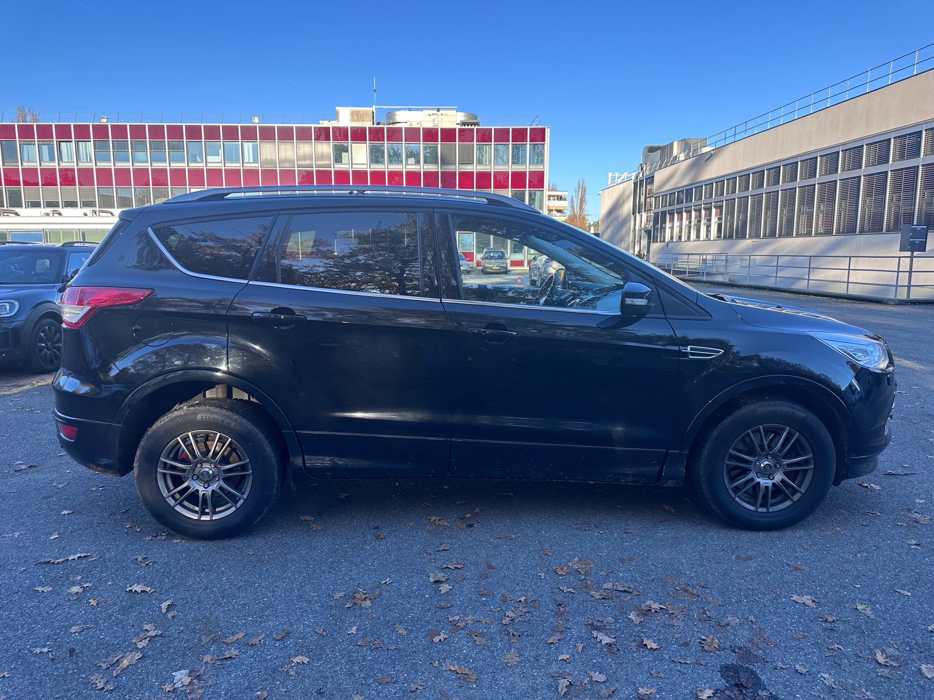 FORD Kuga 2.0 TDCi Titanium 4WD PowerShift-image-4