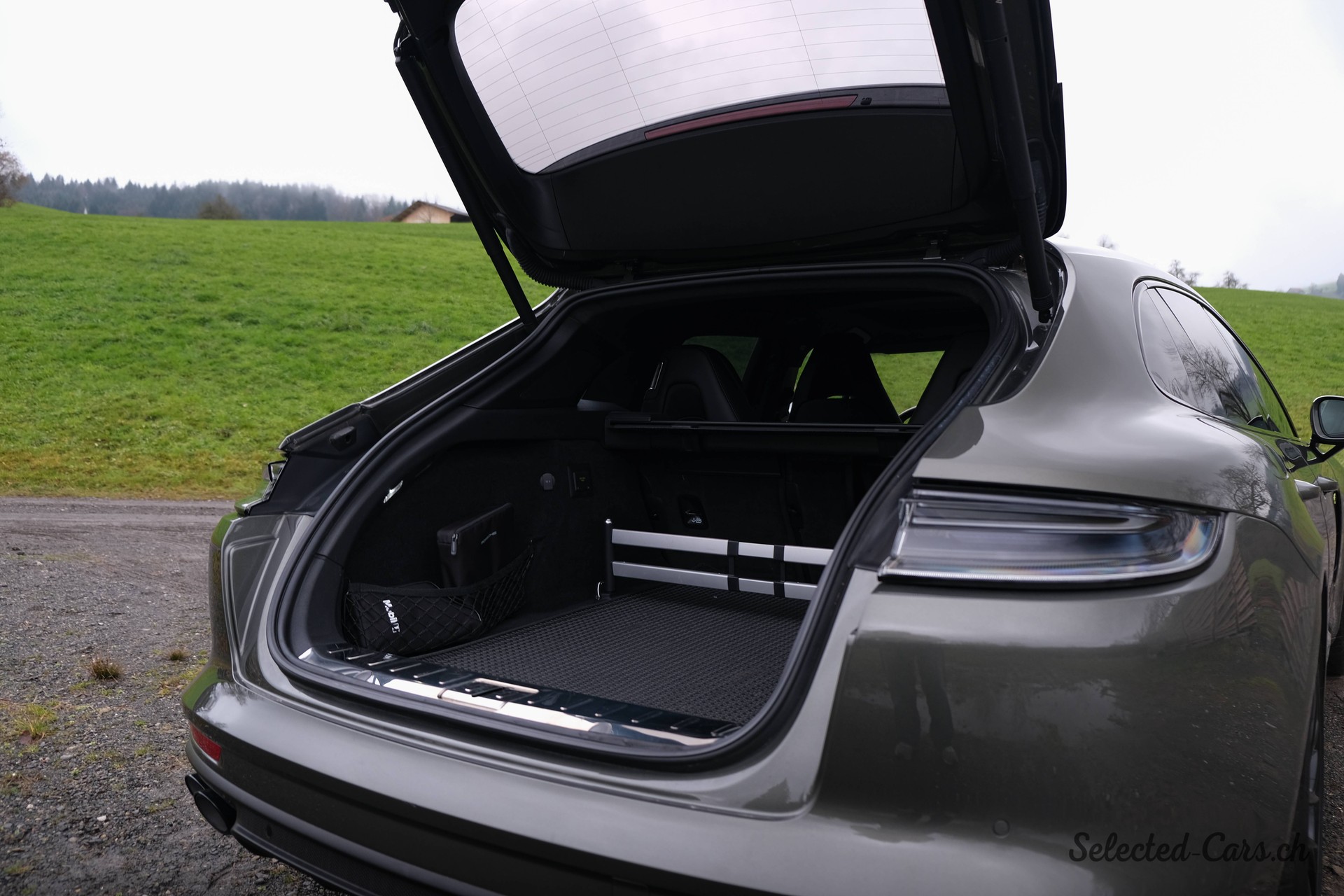 PORSCHE Panamera Turbo S E-Hybrid Sport Turismo PDK-image-13