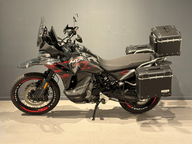 CF MOTO 800MT-X-showroom-element-3