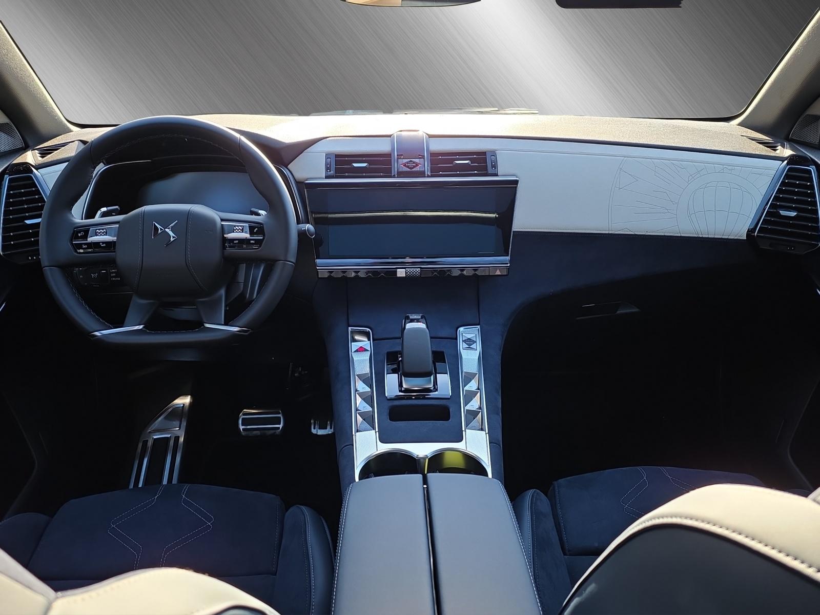 DS AUTOMOBILES 7 1.6 E-Tense Jules Verne 4x4-image-11