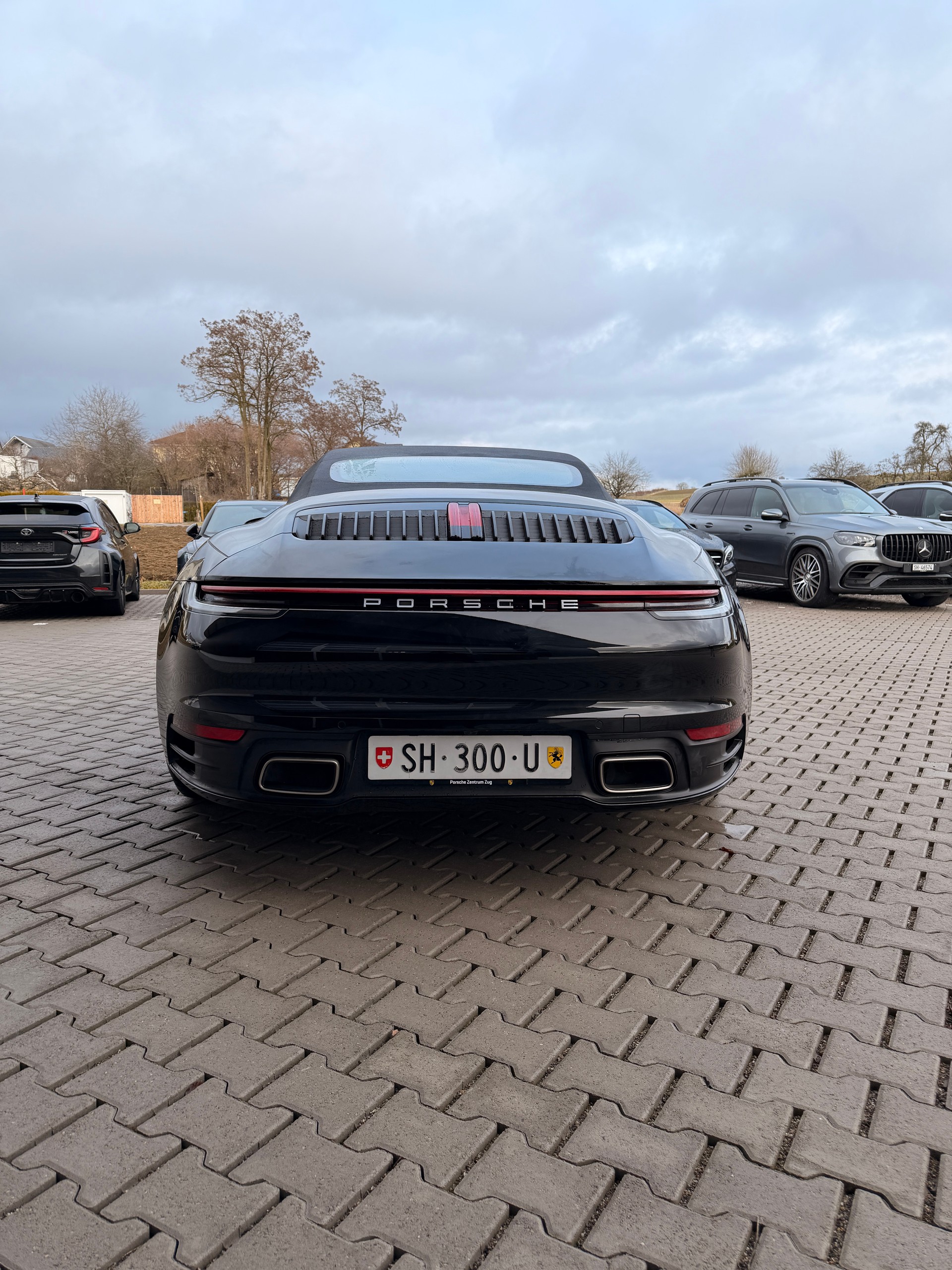 PORSCHE 911 Carrera Cabriolet PDK •3.9 % Leasing-image-1