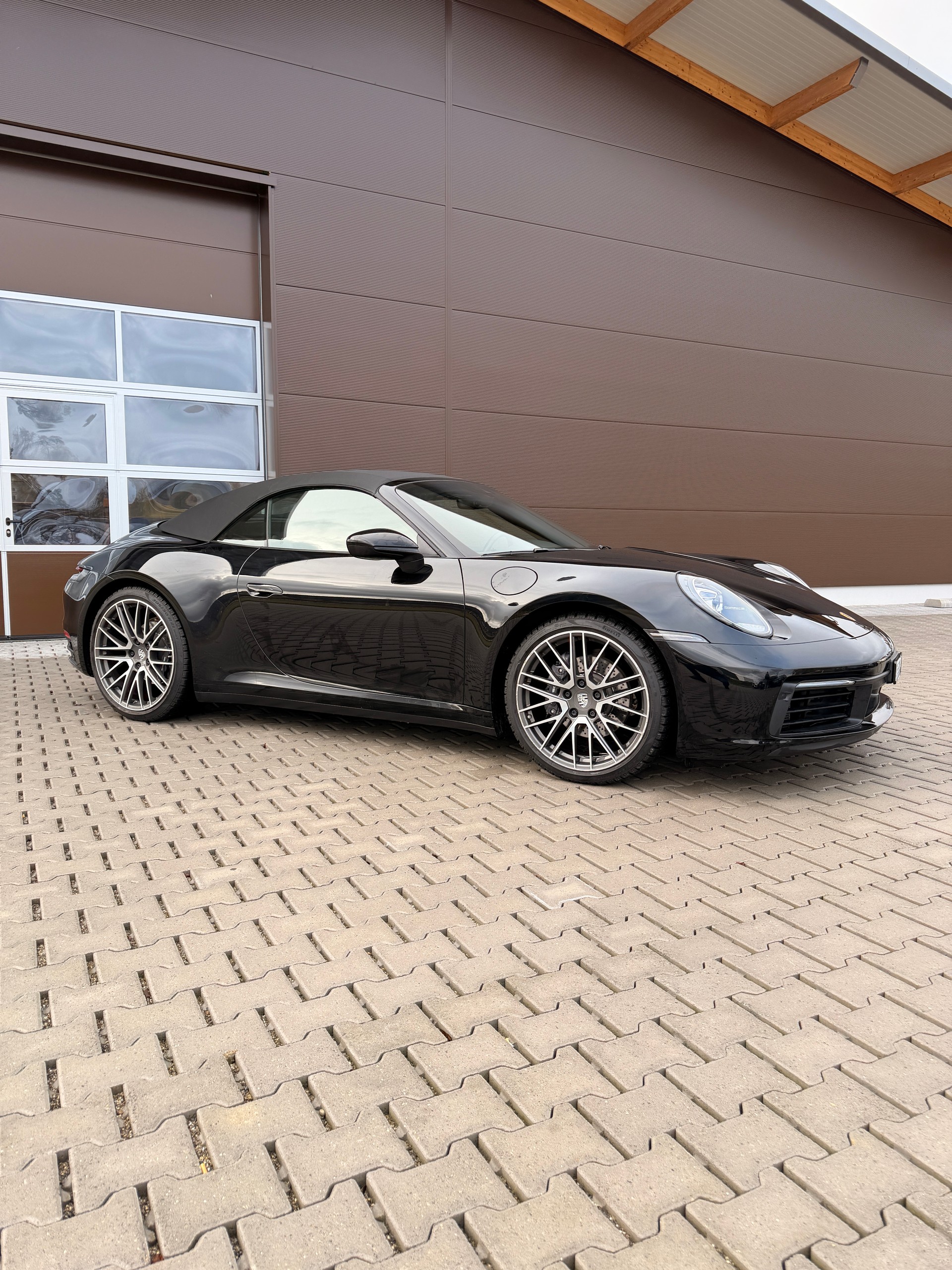 PORSCHE 911 Carrera Cabriolet PDK •3.9 % Leasing-image-9