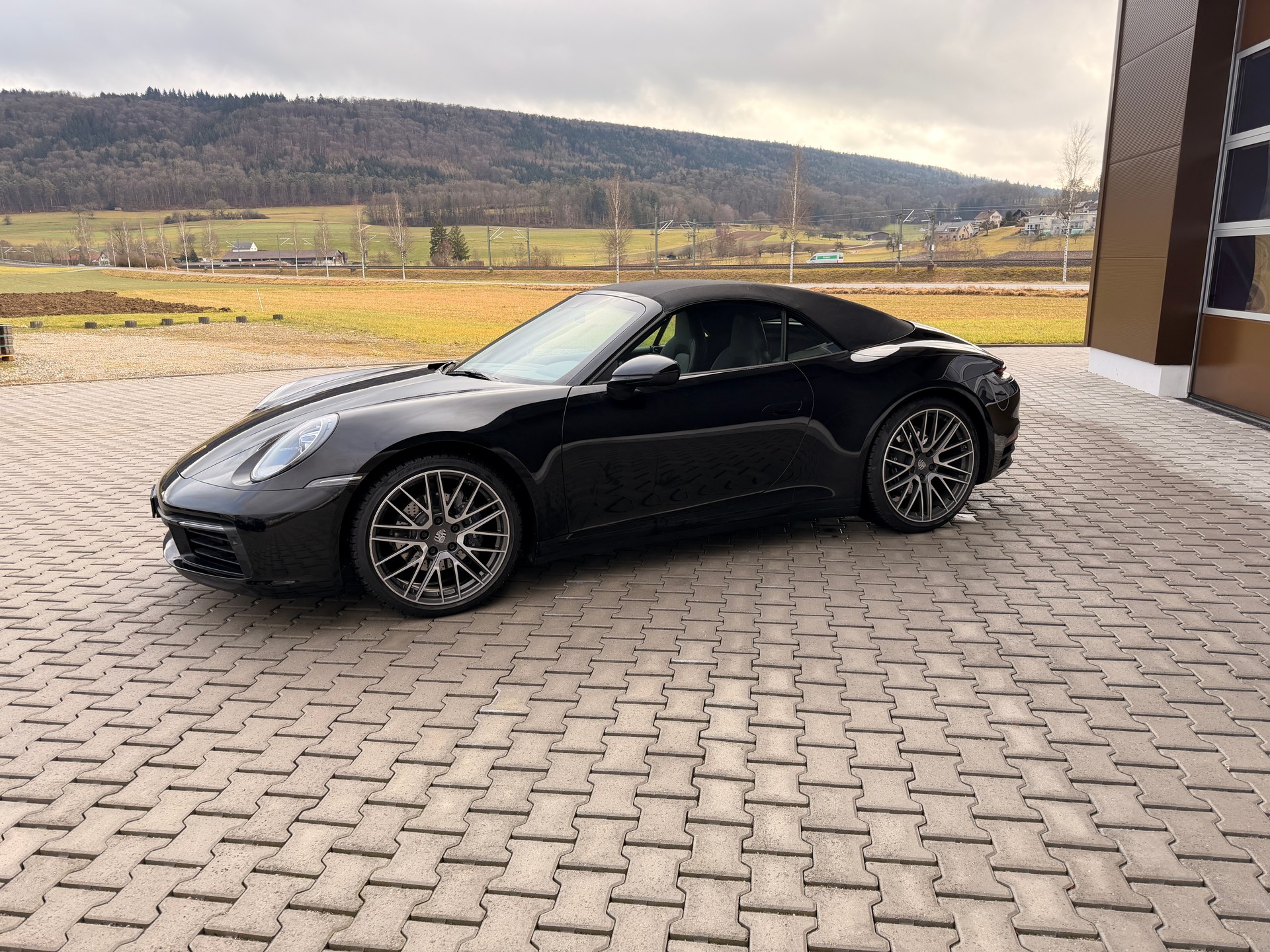 PORSCHE 911 Carrera Cabriolet PDK •3.9 % Leasing-image-7