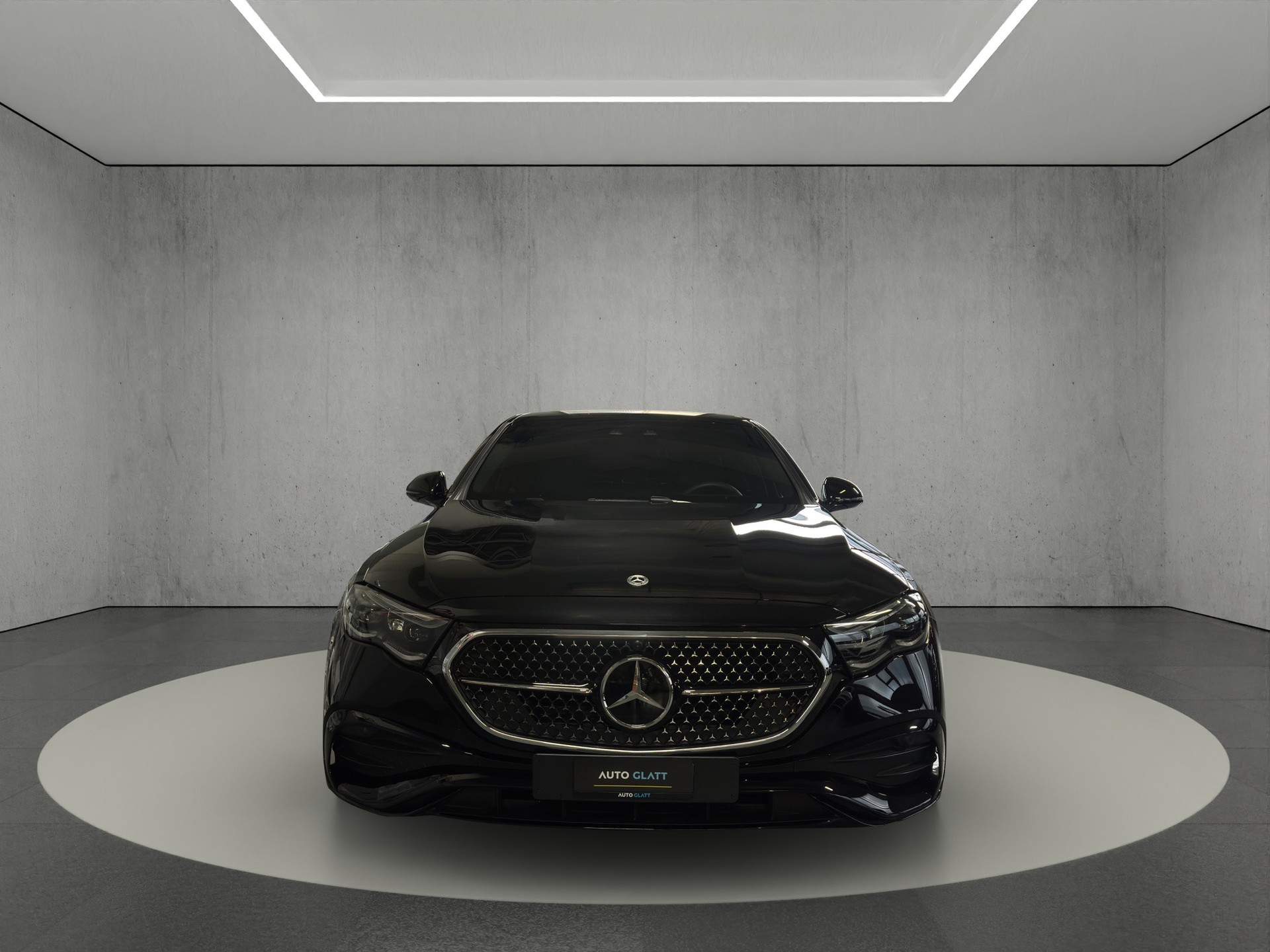 MERCEDES-BENZ E 200 9G-Tronic AMG Line "Night Star-21" Aluräder-AHK-360°Kam."-image-6