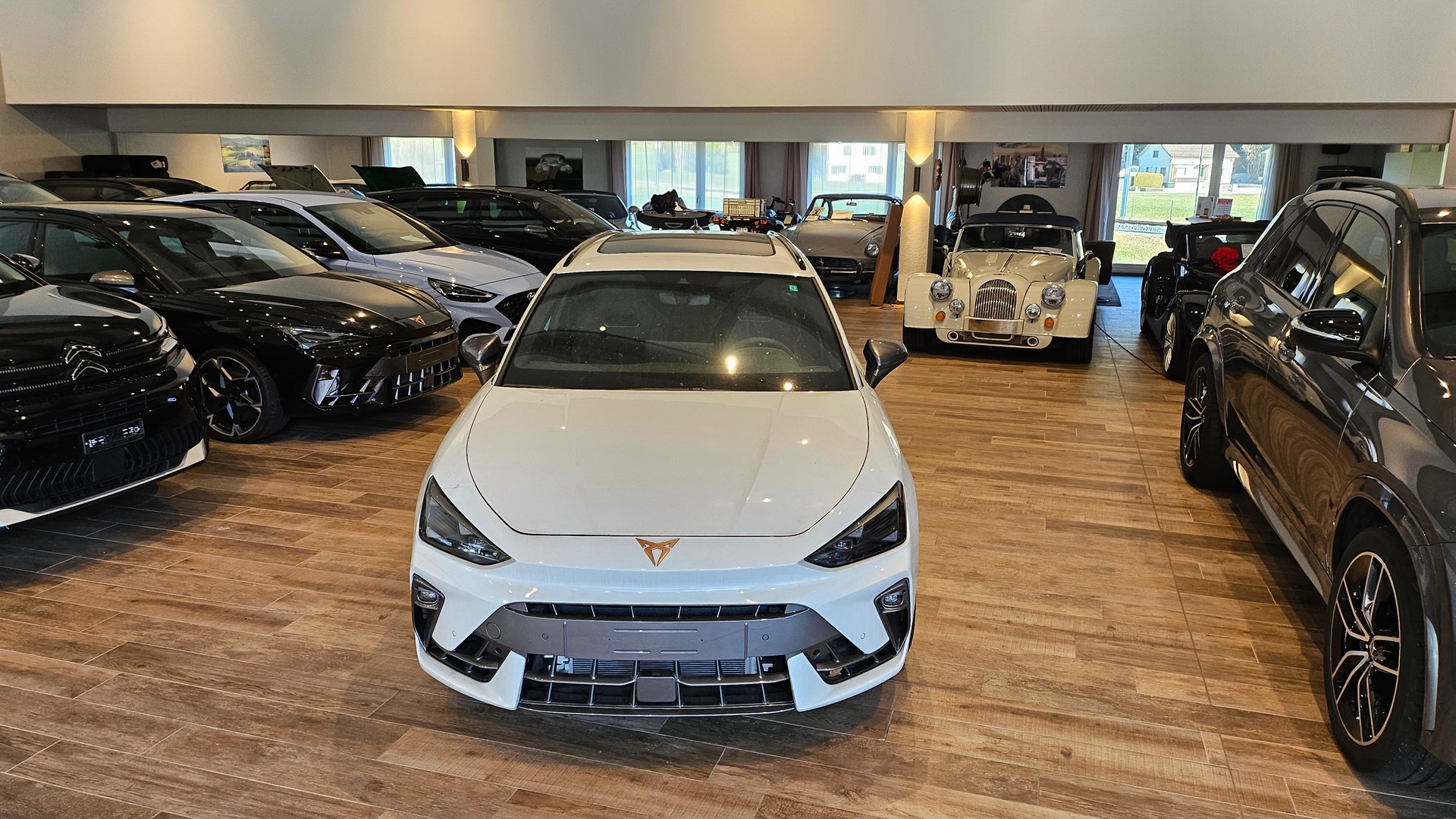 CUPRA LEON ST 2.0 TSI VZ DSG 4Drive-showroom-element-3