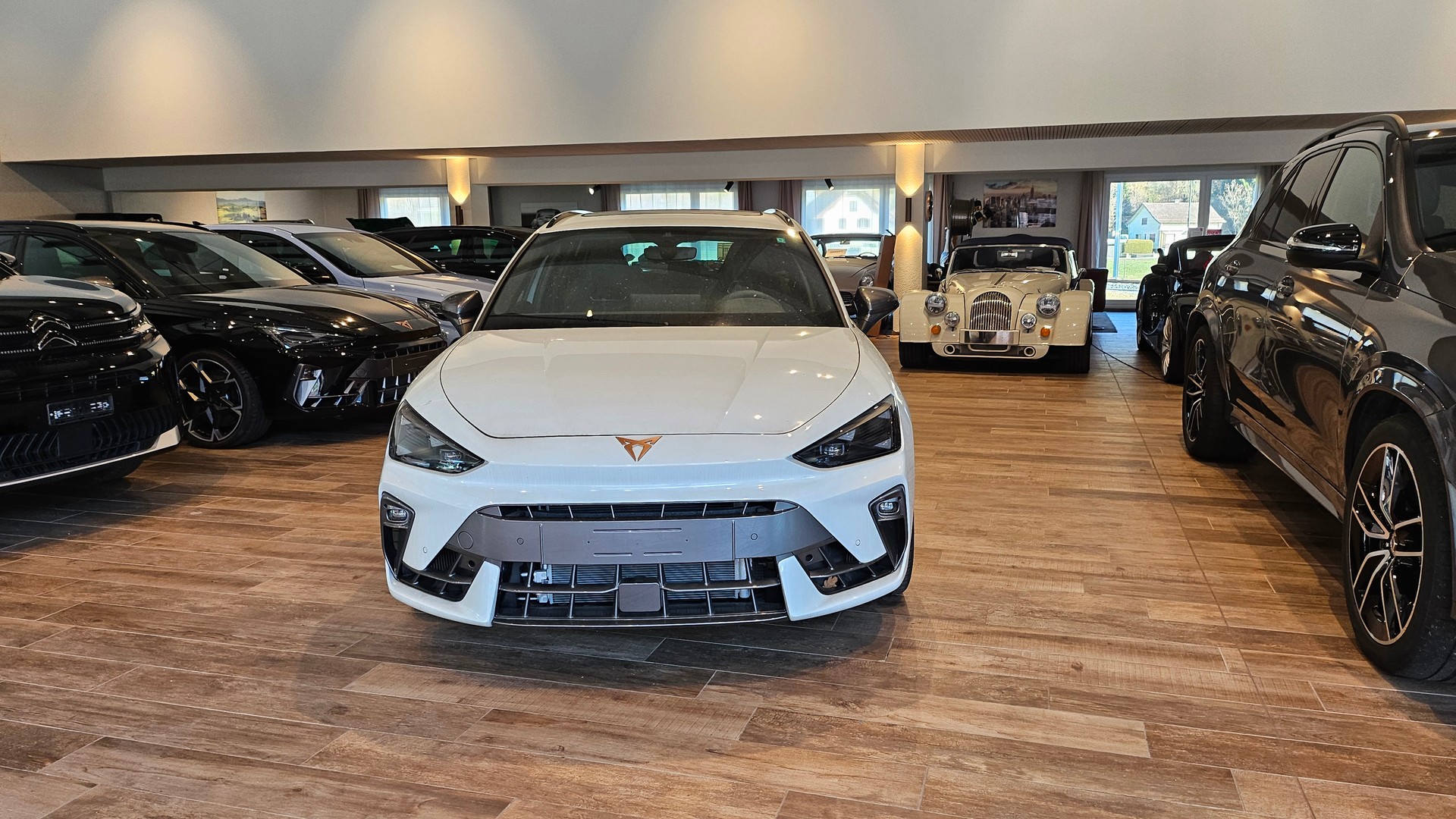 CUPRA LEON ST 2.0 TSI VZ DSG 4Drive-showroom-element-2