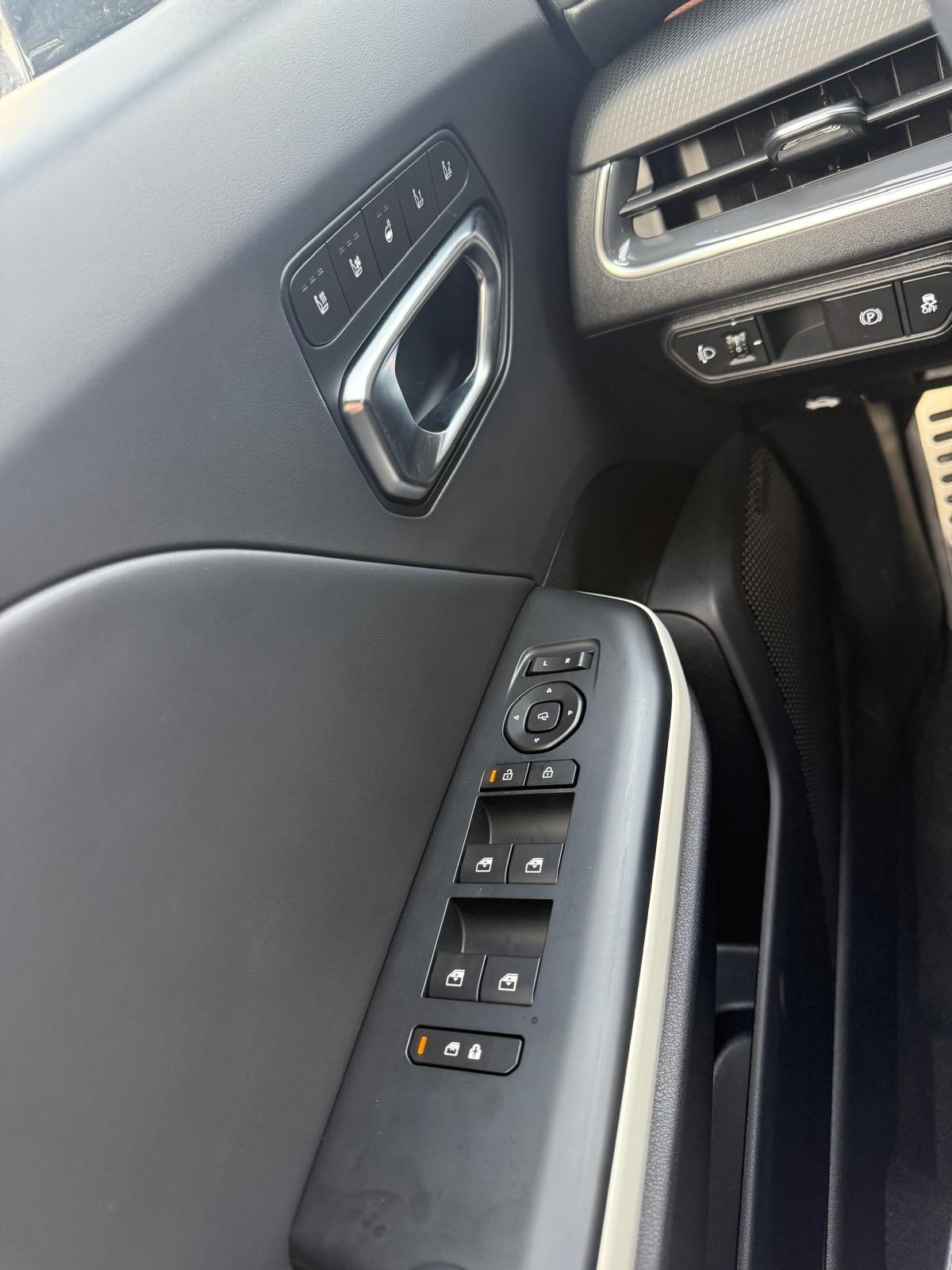 KIA K4 1.6 T-GDi GT-Line-image-17