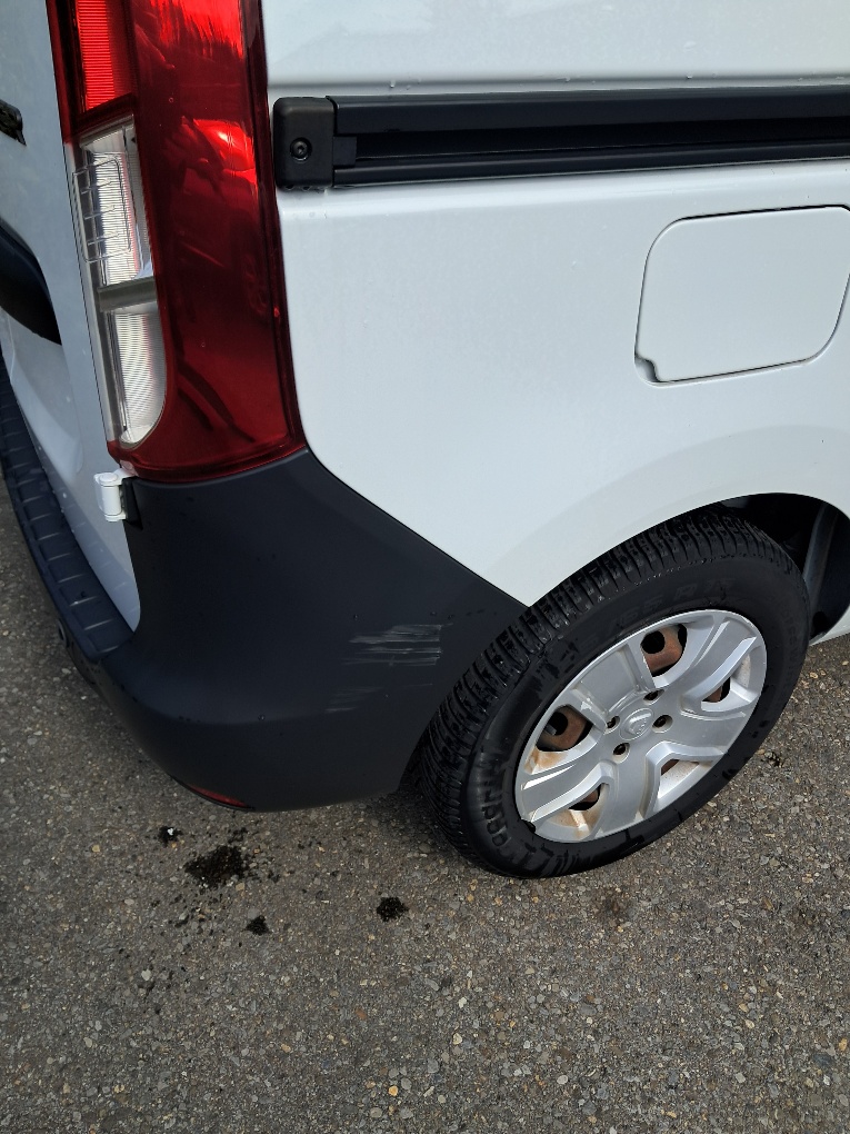 DACIA Dokker Van SCe 100 S&S Unlimited-image-13