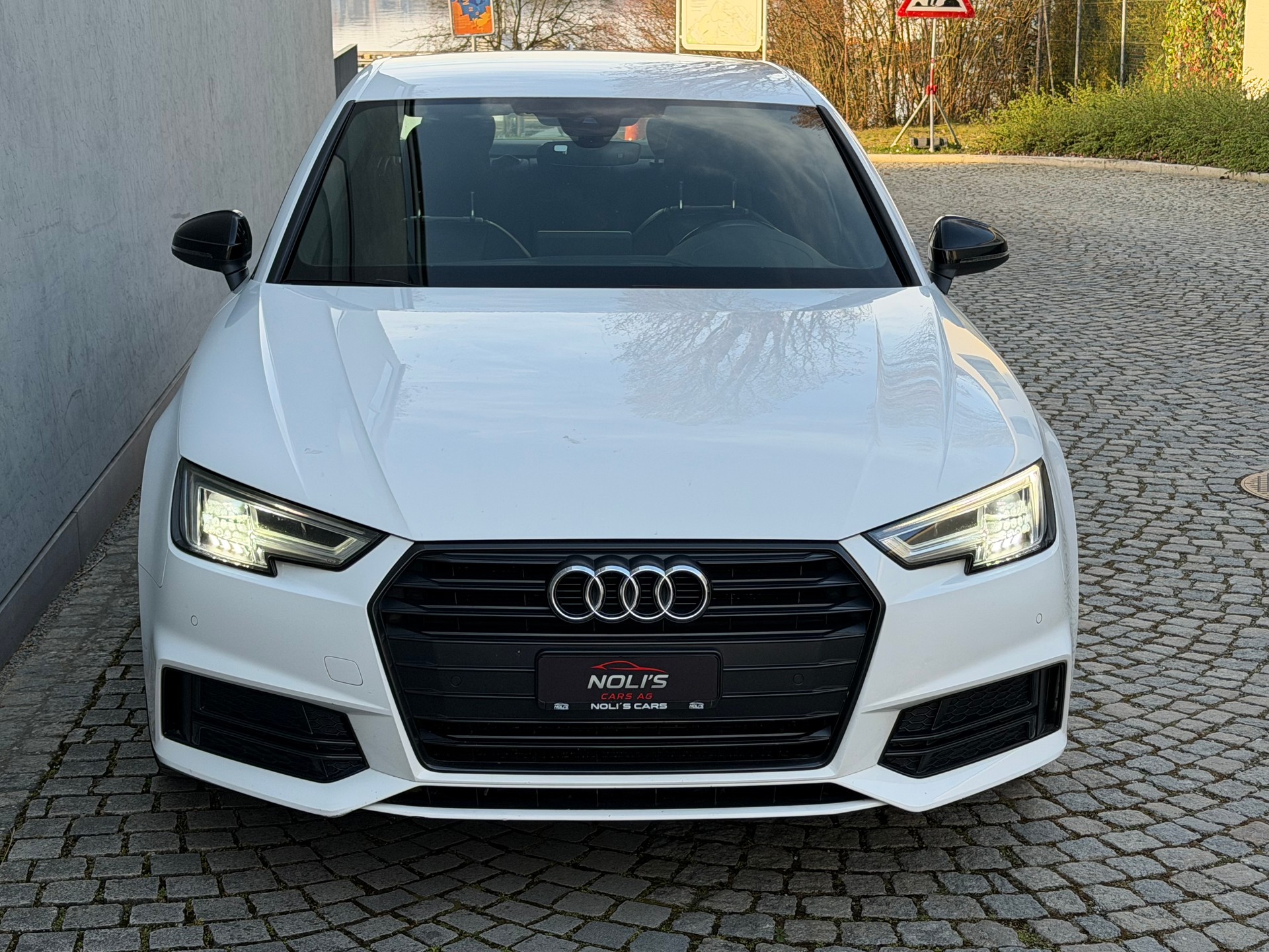 AUDI A4 Limousine 2.0 TDI Sport S-tronic-image-6