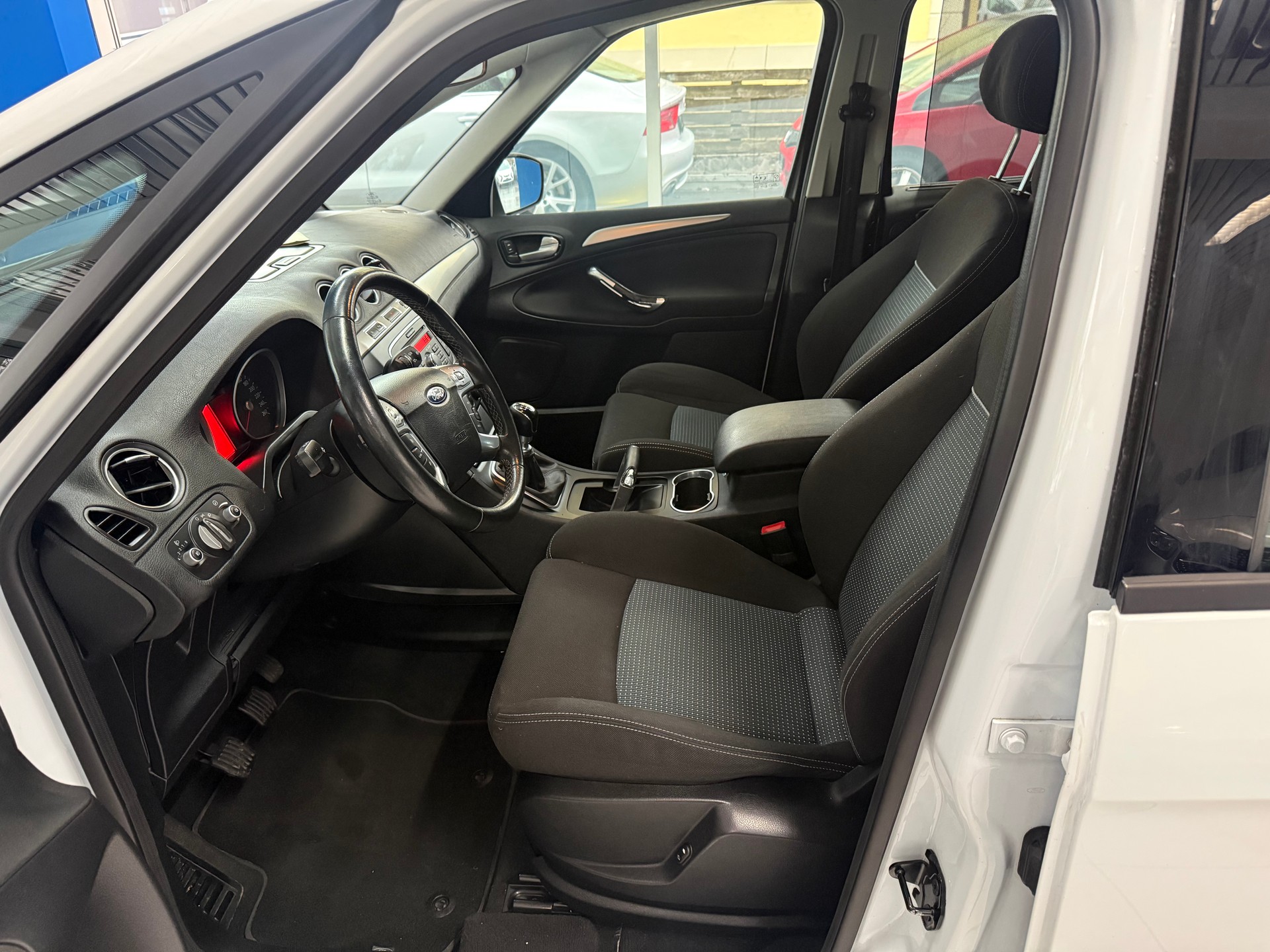 FORD S-Max 1.6 SCTi Carving-image-13