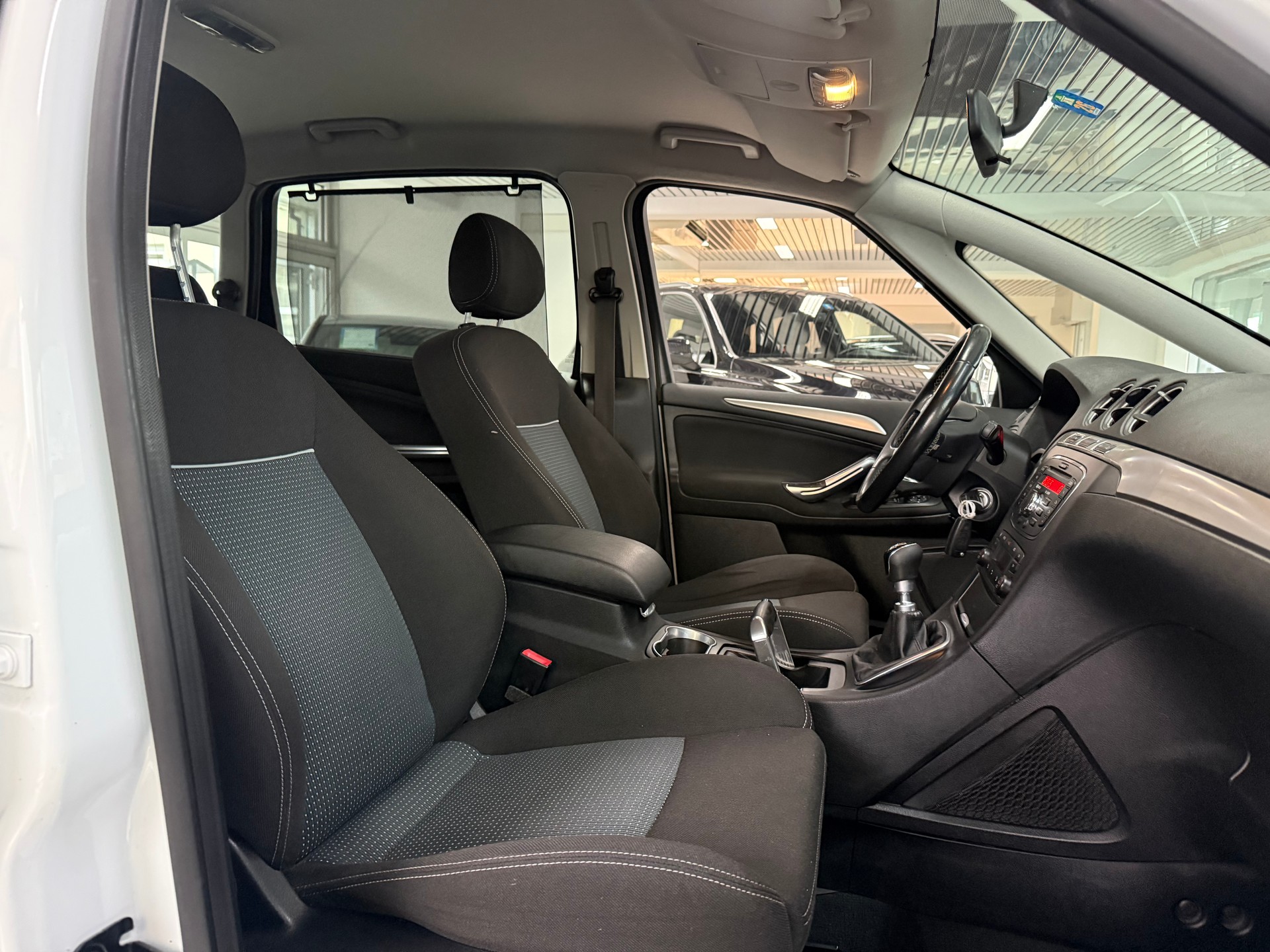 FORD S-Max 1.6 SCTi Carving-image-12