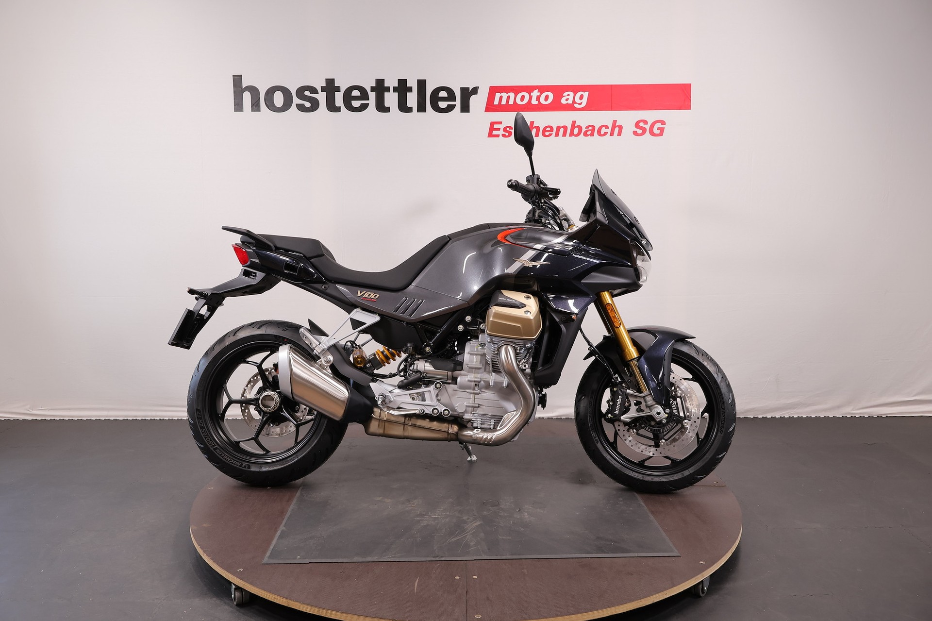 MOTO GUZZI V 100 Mandello S-image-1