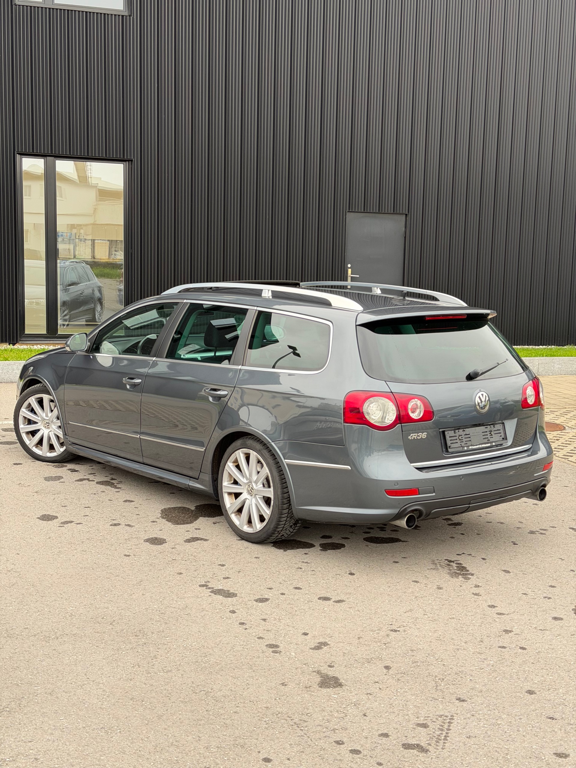 VW Passat R36 4Motion-image-5