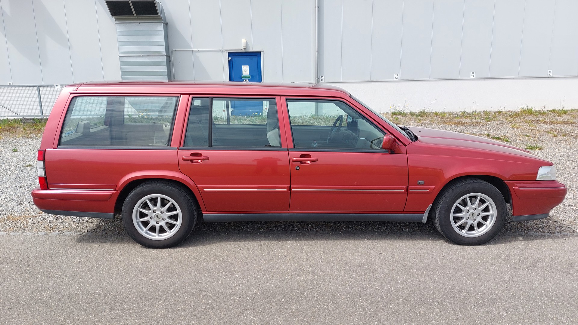 VOLVO V90 3.0 24V-image-6