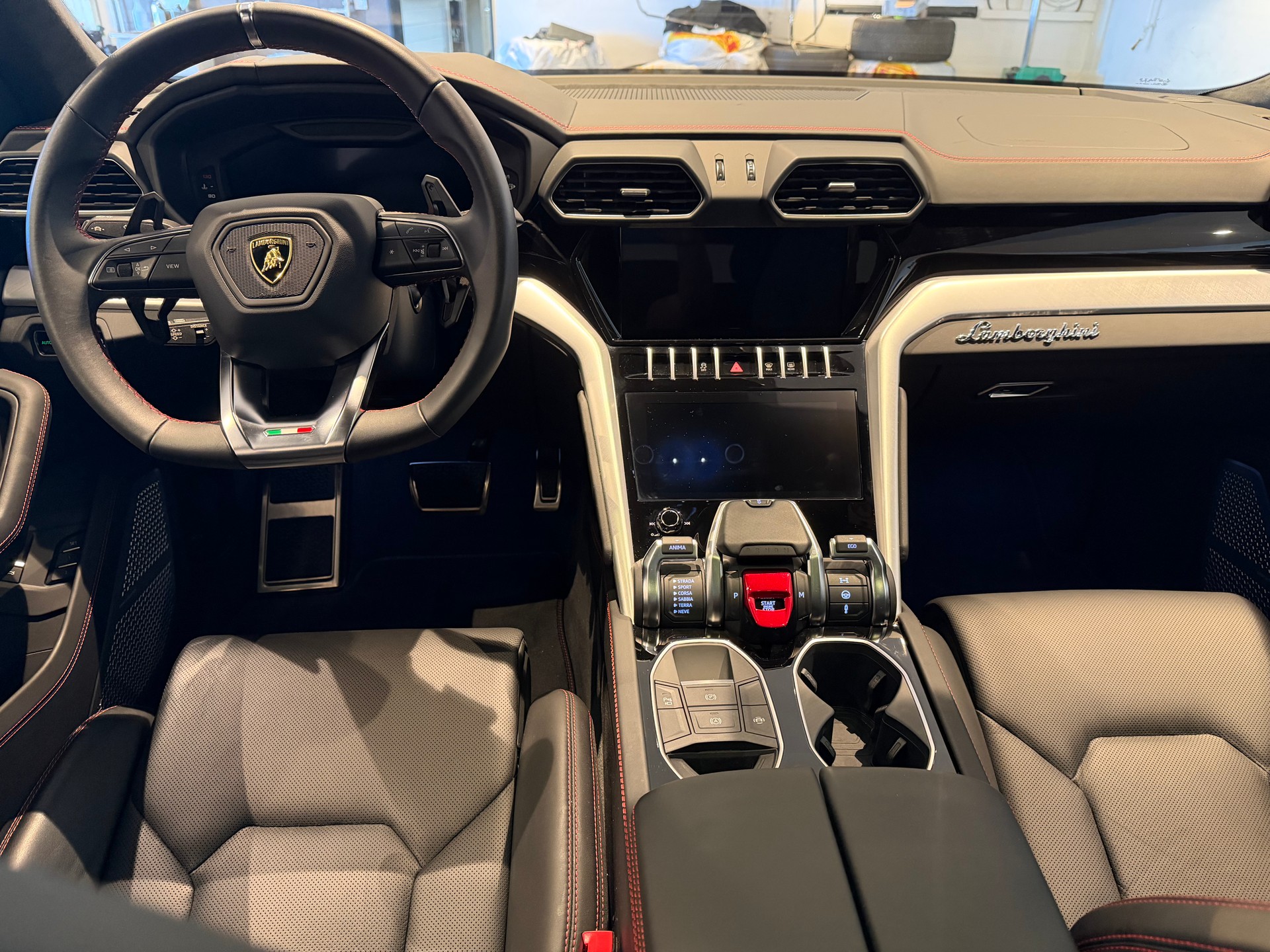 LAMBORGHINI Urus 4.0 E-Gear-image-13