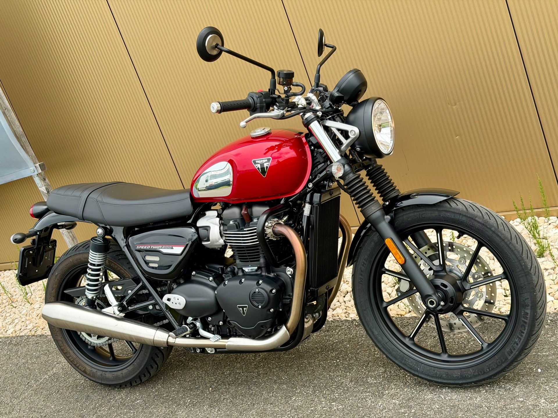 TRIUMPH Speed Twin 900-image-2