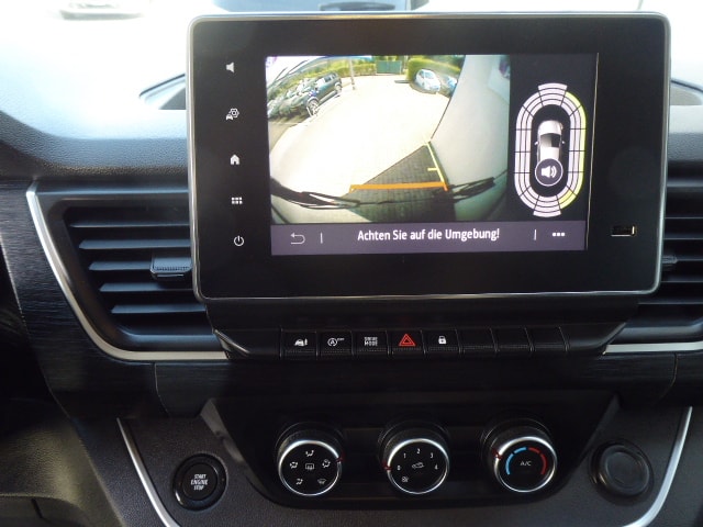 RENAULT Trafic Blue dCi 150 Passenger Business EDC-image-8