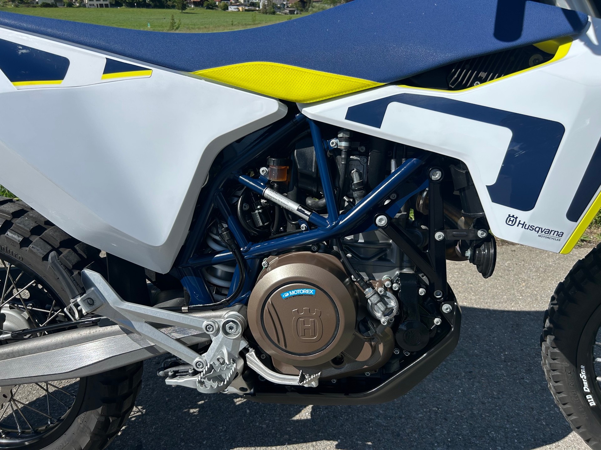 HUSQVARNA 701 Enduro-image-1