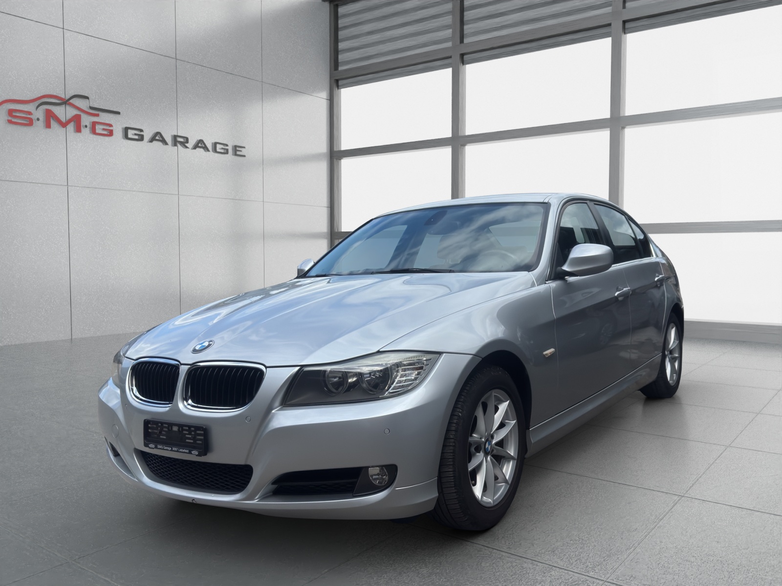 BMW 318i Dynamic Edition