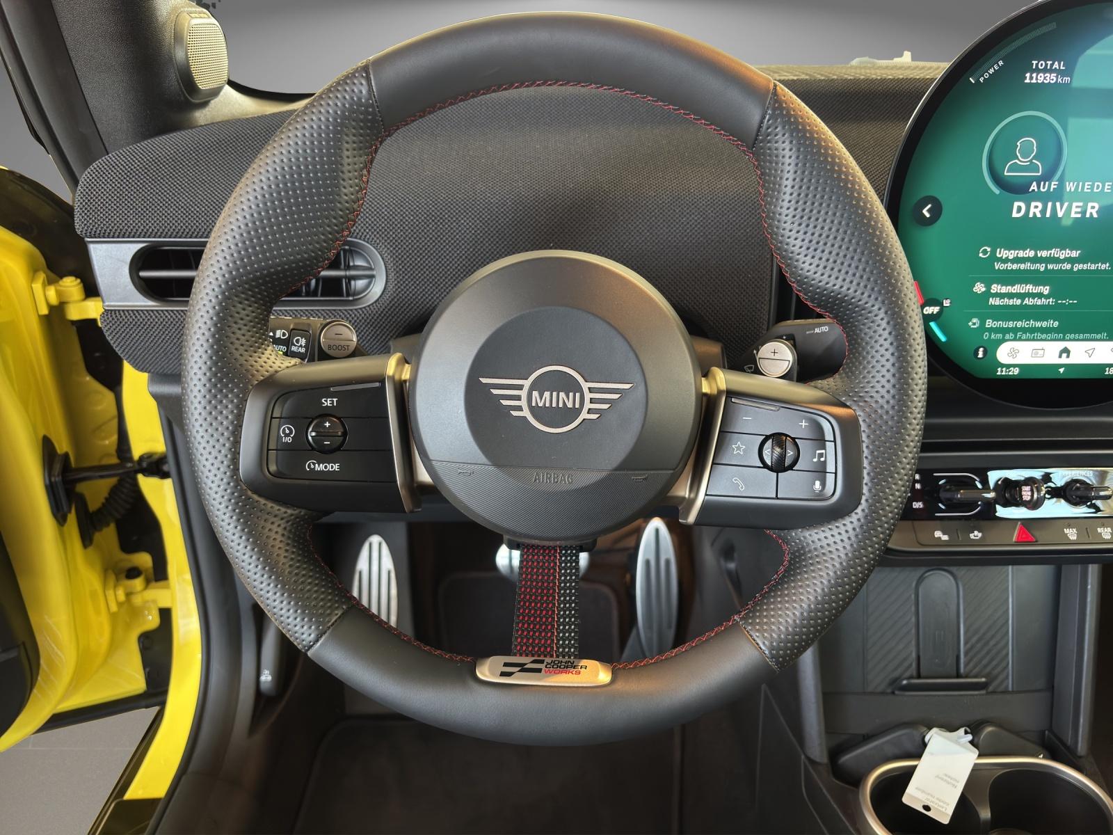 MINI Cabrio F67 2.0i John Cooper Works-image-10