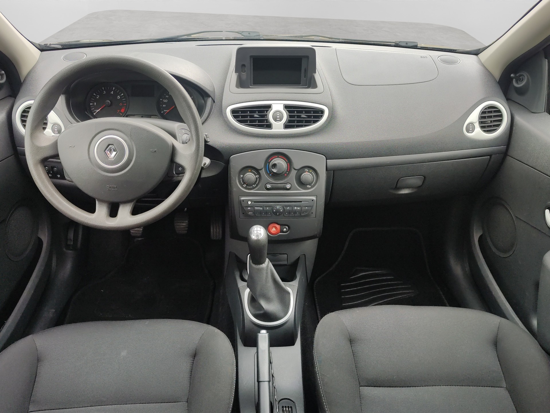 RENAULT Clio Grandtour 1.2 16V Turbo Night&Day-image-17
