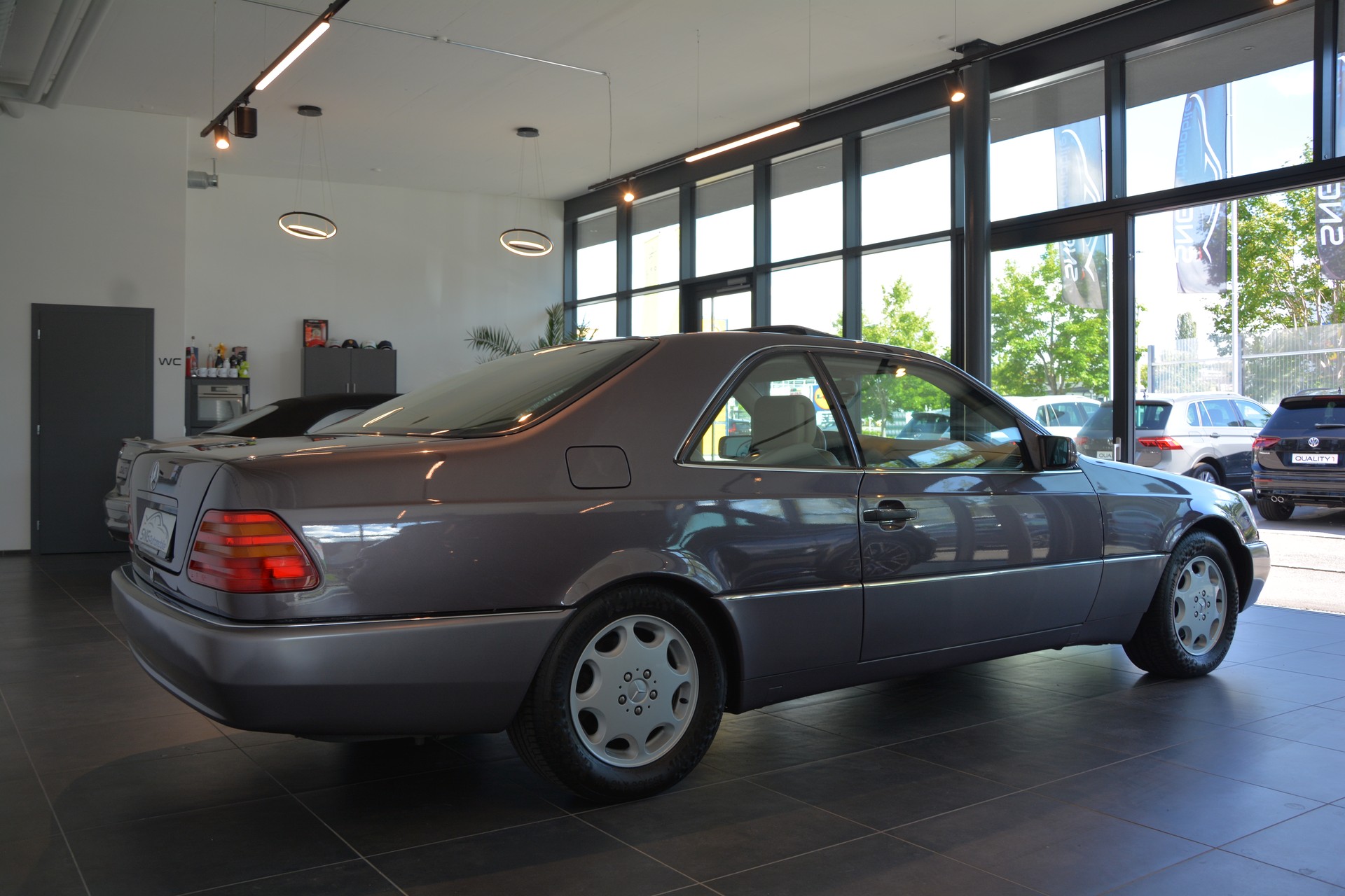 MERCEDES-BENZ CL (S) 420 Automatic-image-6
