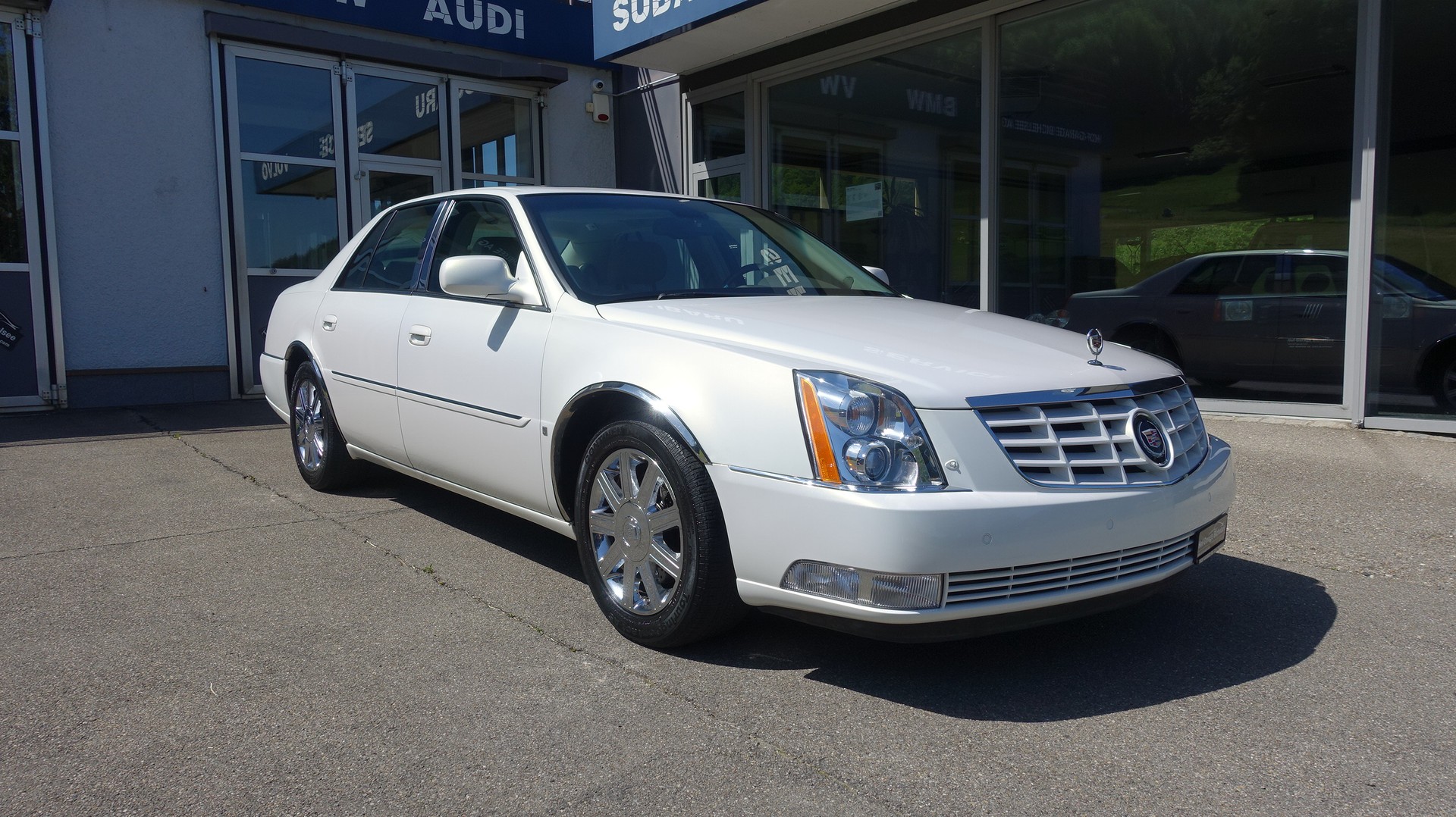 CADILLAC DTS
