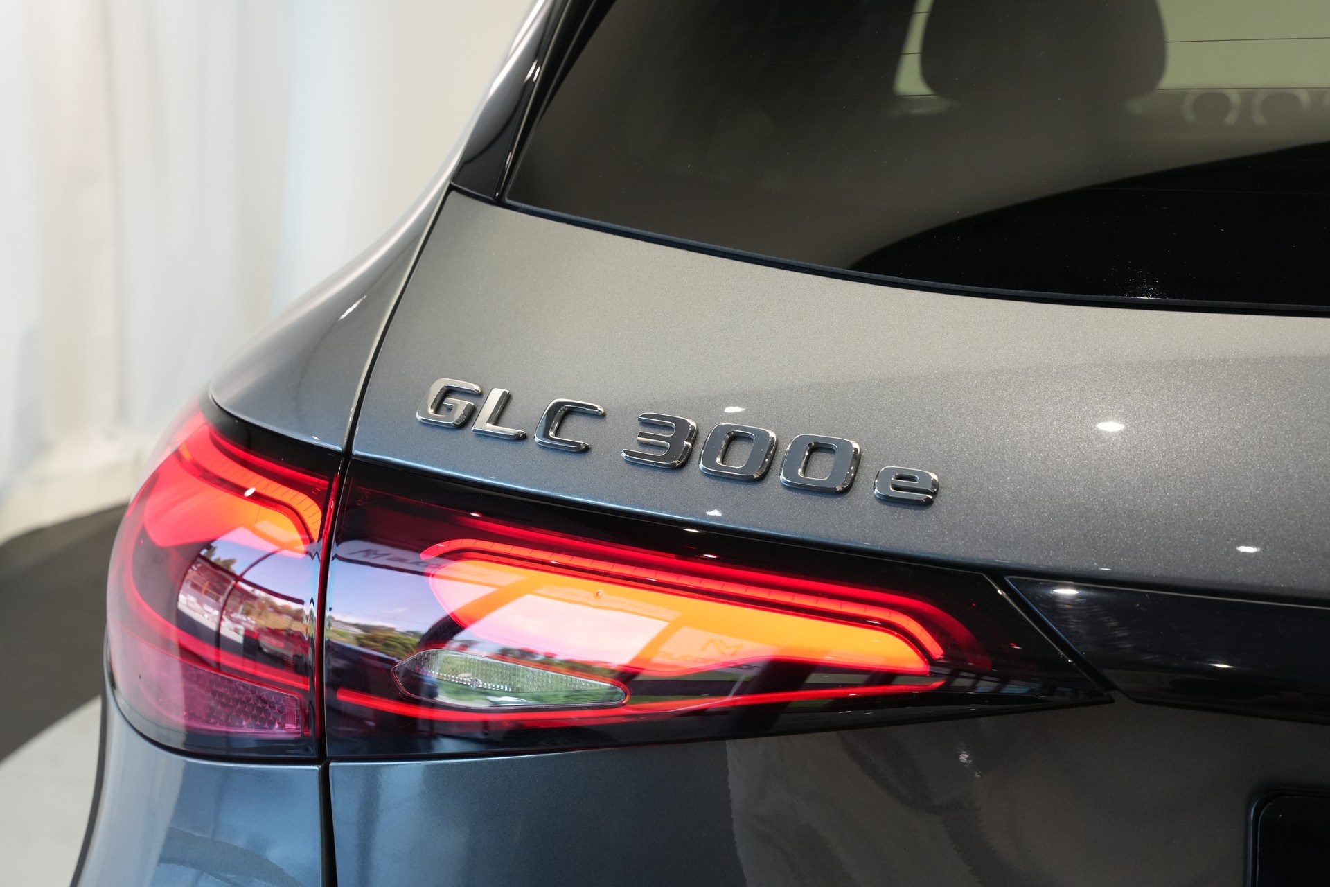MERCEDES-BENZ GLC 300 e 4Matic 9G-Tronic *CH-Fahrzeug* *AHK*-image-36