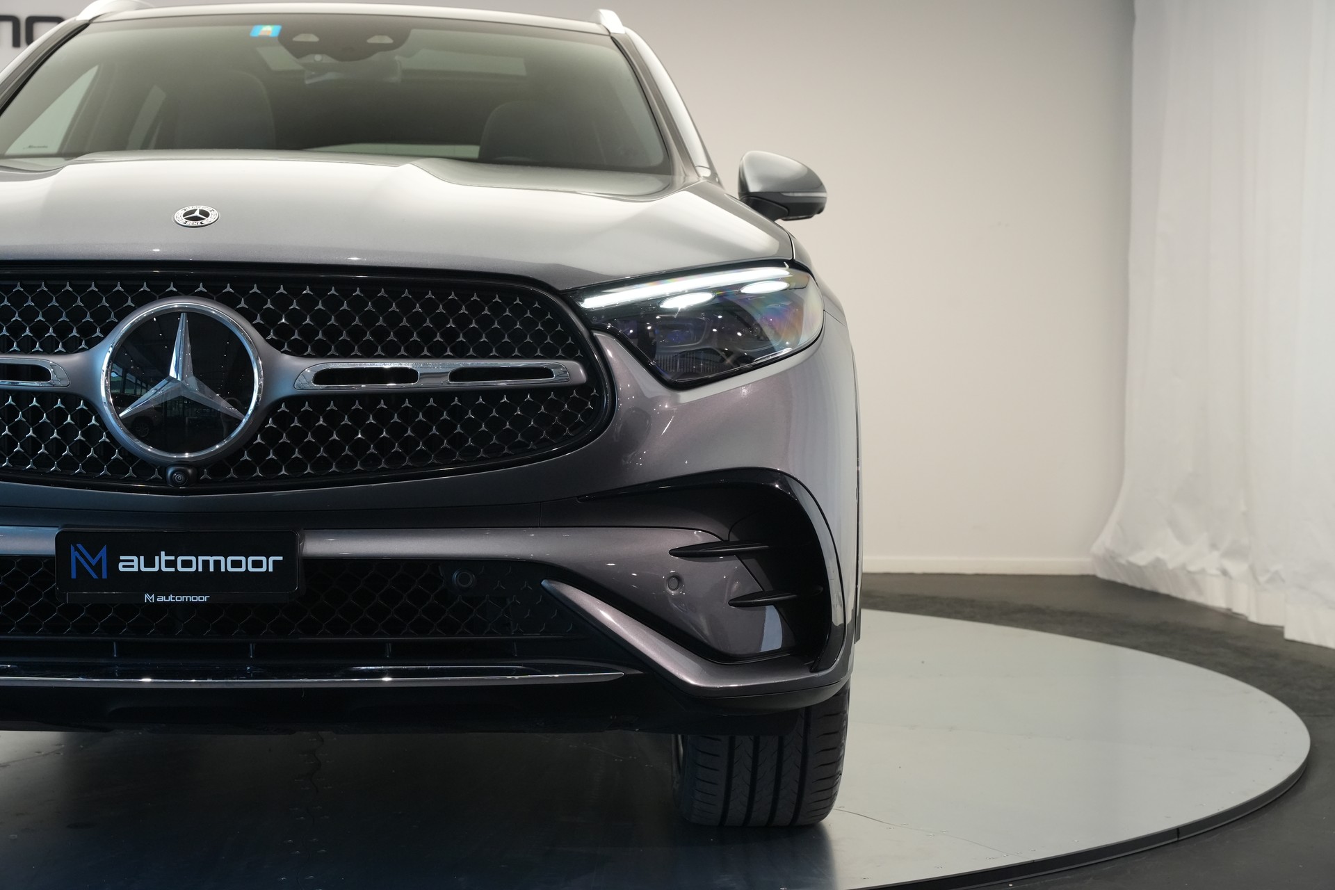 MERCEDES-BENZ GLC 300 e 4Matic 9G-Tronic *CH-Fahrzeug* *AHK*-image-9