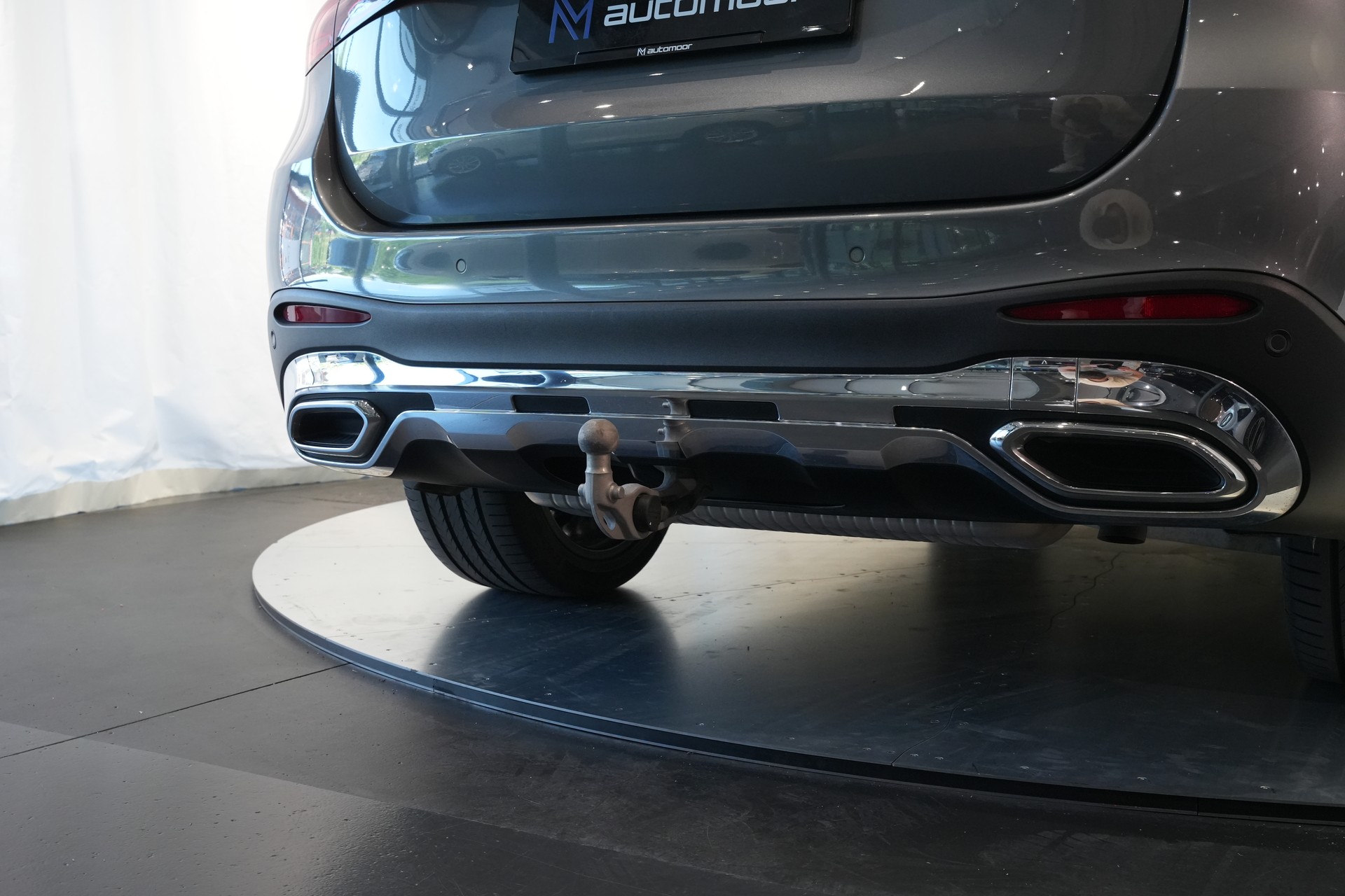MERCEDES-BENZ GLC 300 e 4Matic 9G-Tronic *CH-Fahrzeug* *AHK*-image-40