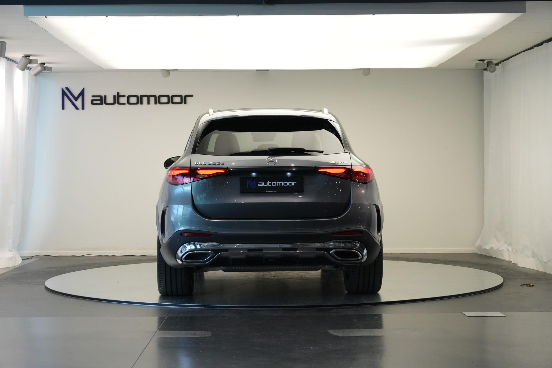 MERCEDES-BENZ GLC 300 e 4Matic 9G-Tronic *CH-Fahrzeug* *AHK*-image-5
